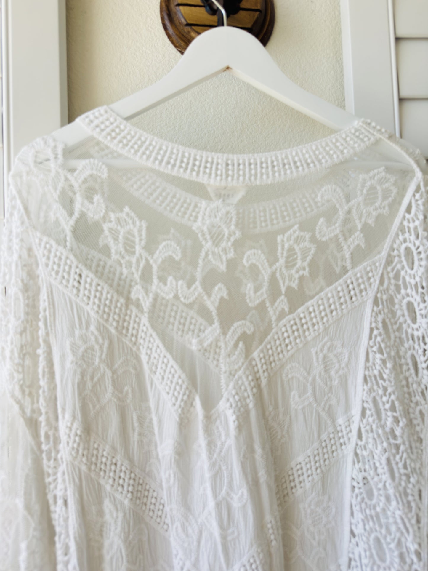 Ember White Lace & Mesh Boho Kimono Top - Size XL