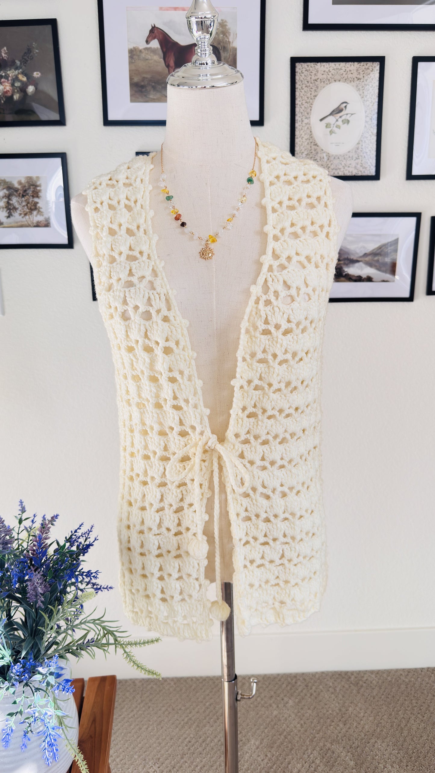 Tina and Charlie Vintage Hand Crocheted Cream Vest - Size M