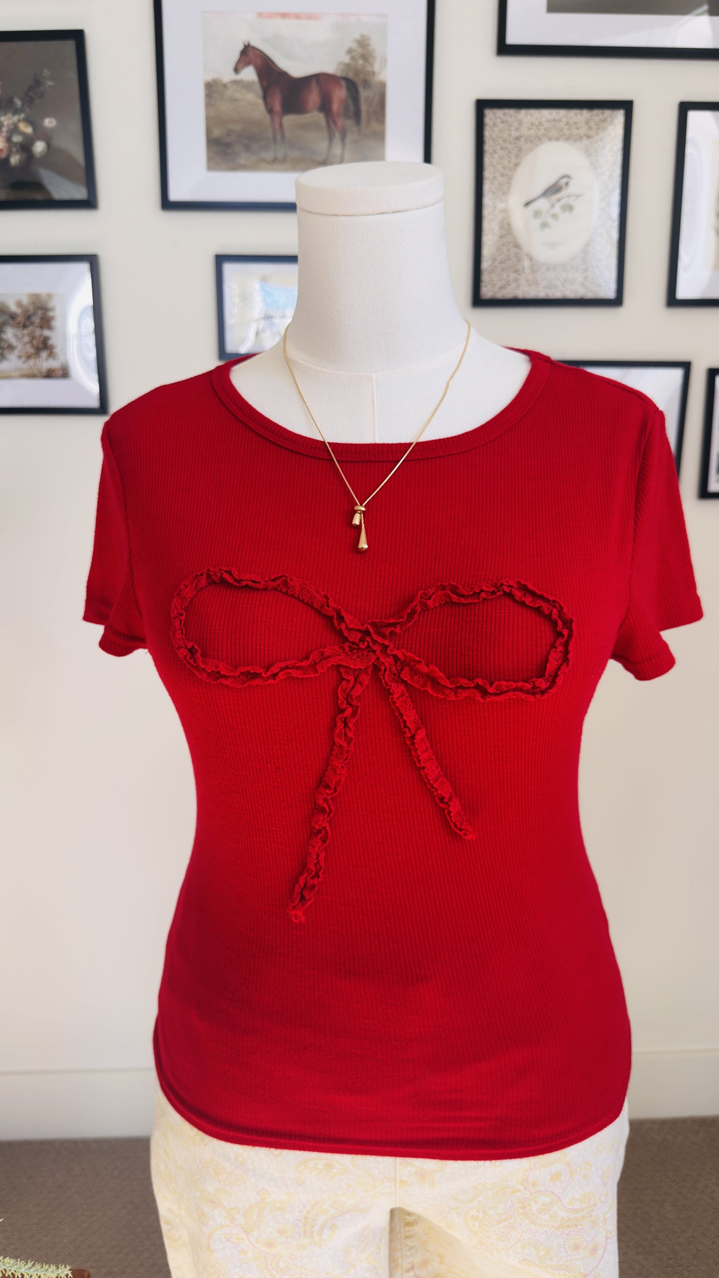 Pretty Garbage Red Ribbed Bow Applique Short Sleeve Top - Size M
