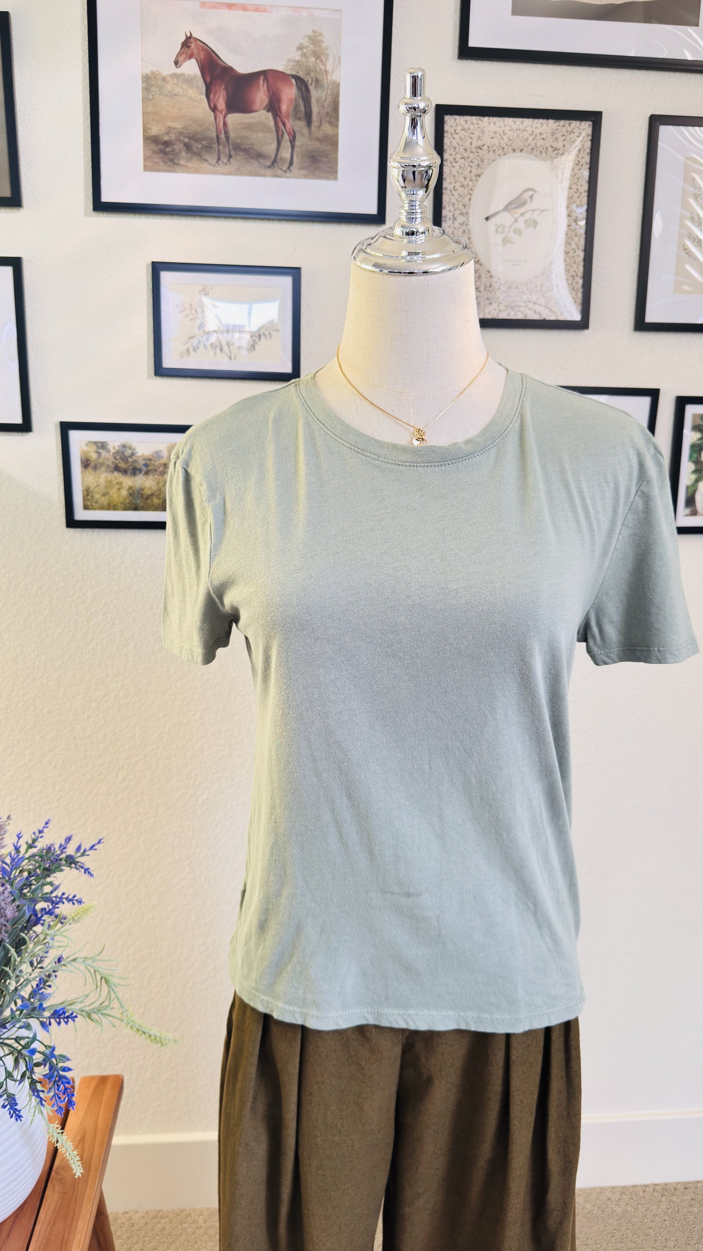 ZARA Sage Green Crewneck Short Sleeve T-Shirt - Size S