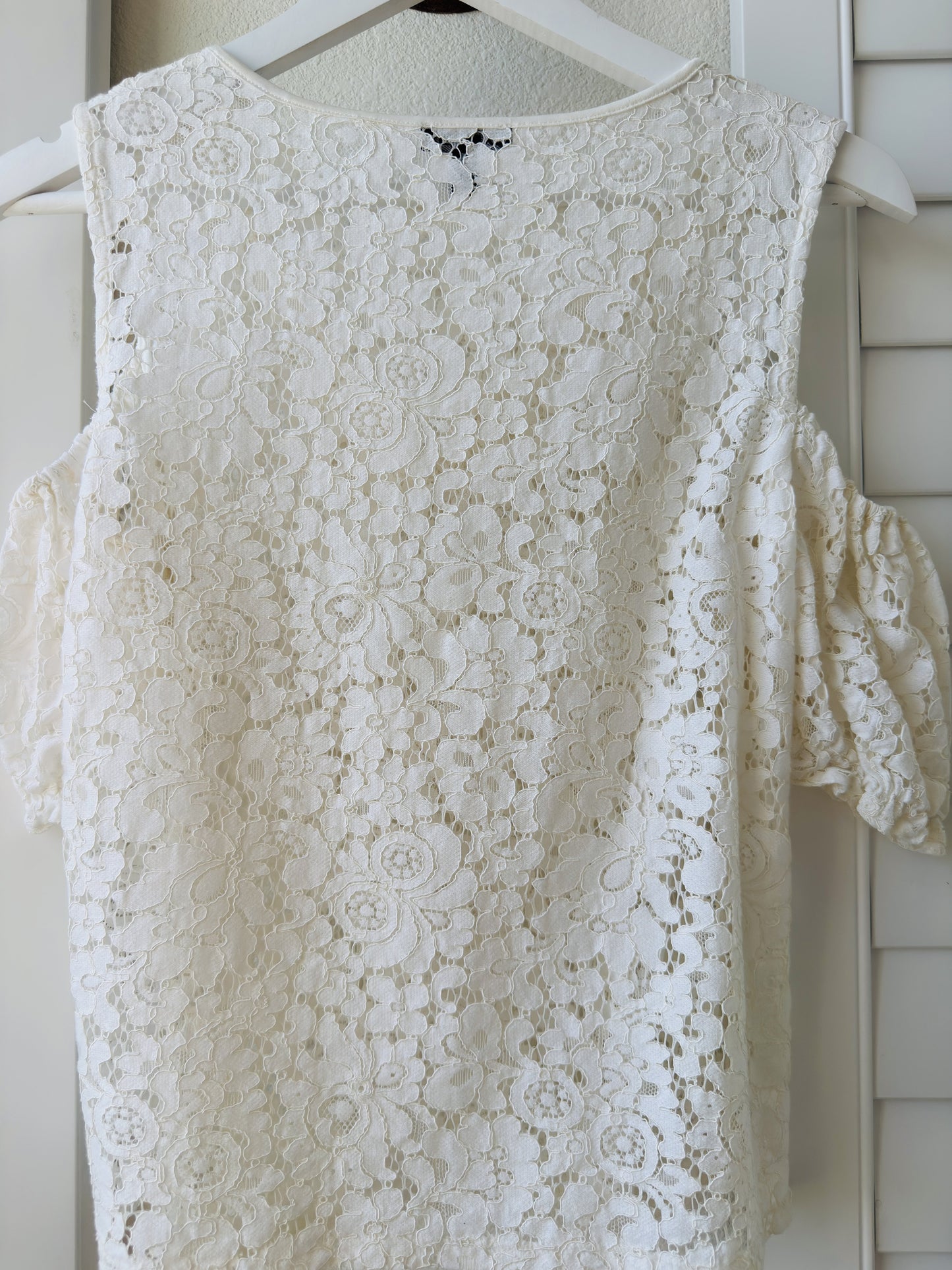 Express White Lace Cold-Shoulder Ruffle Top - Size S