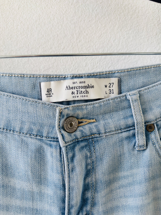 Abercrombie & Fitch Light Wash Slim Jeans Size 4R