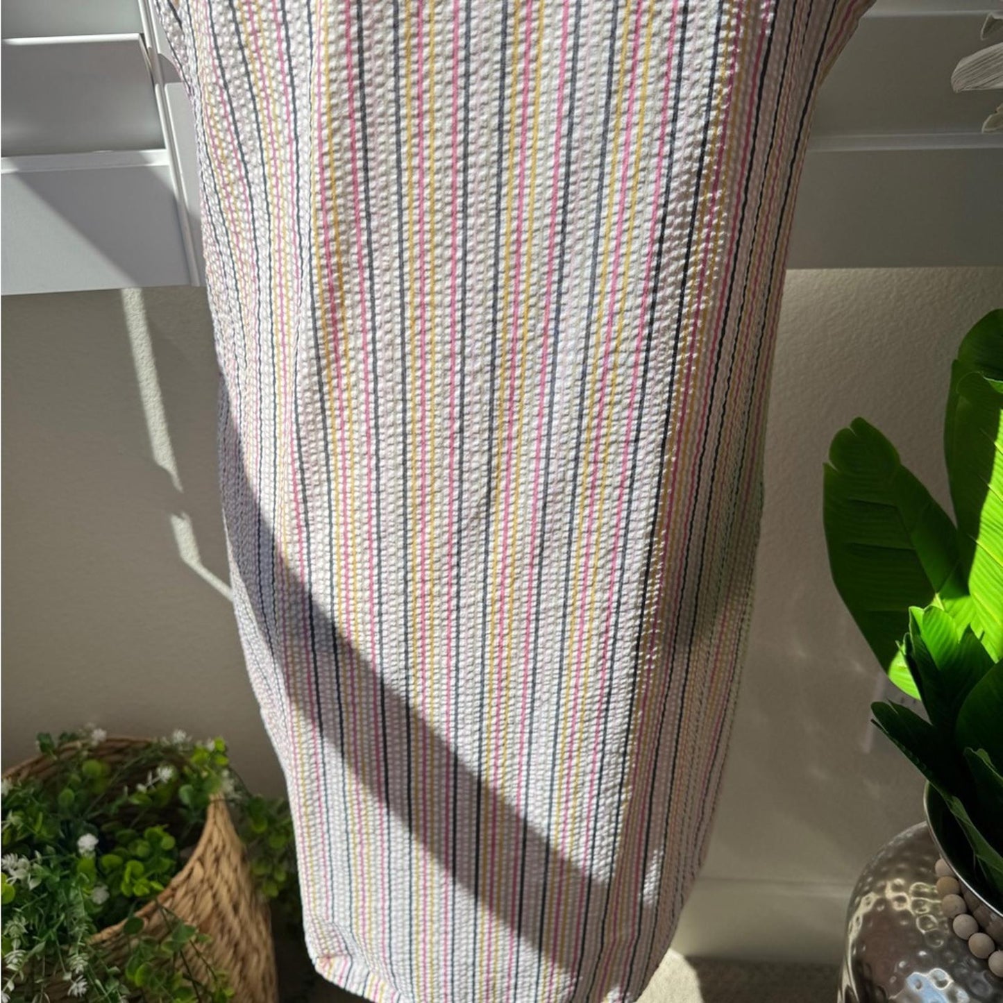 Tommy Hilfiger. Size 10