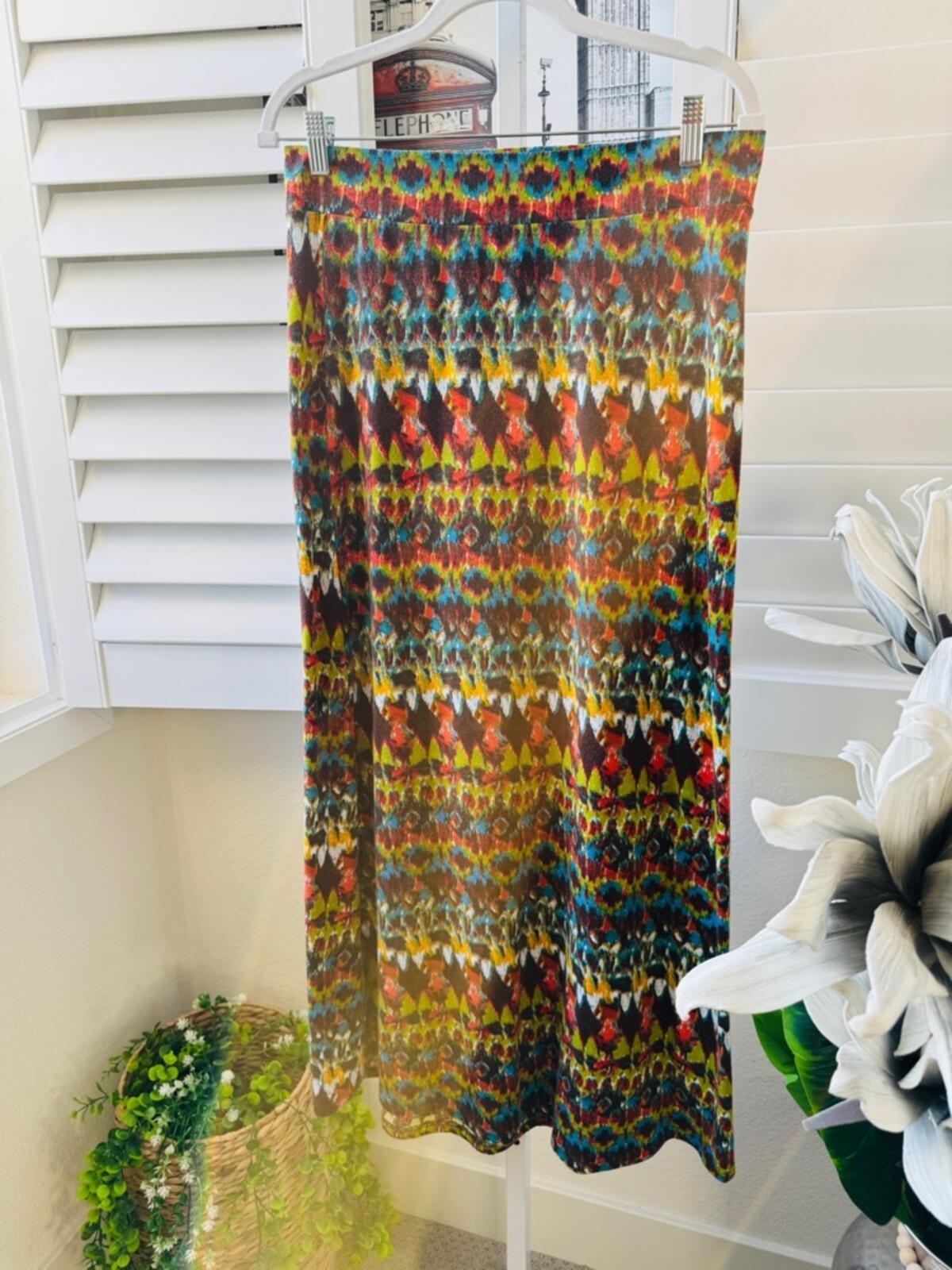 Ariat. Size M. Multicolor Maxi Skirt with Vibrant Tribal Print
