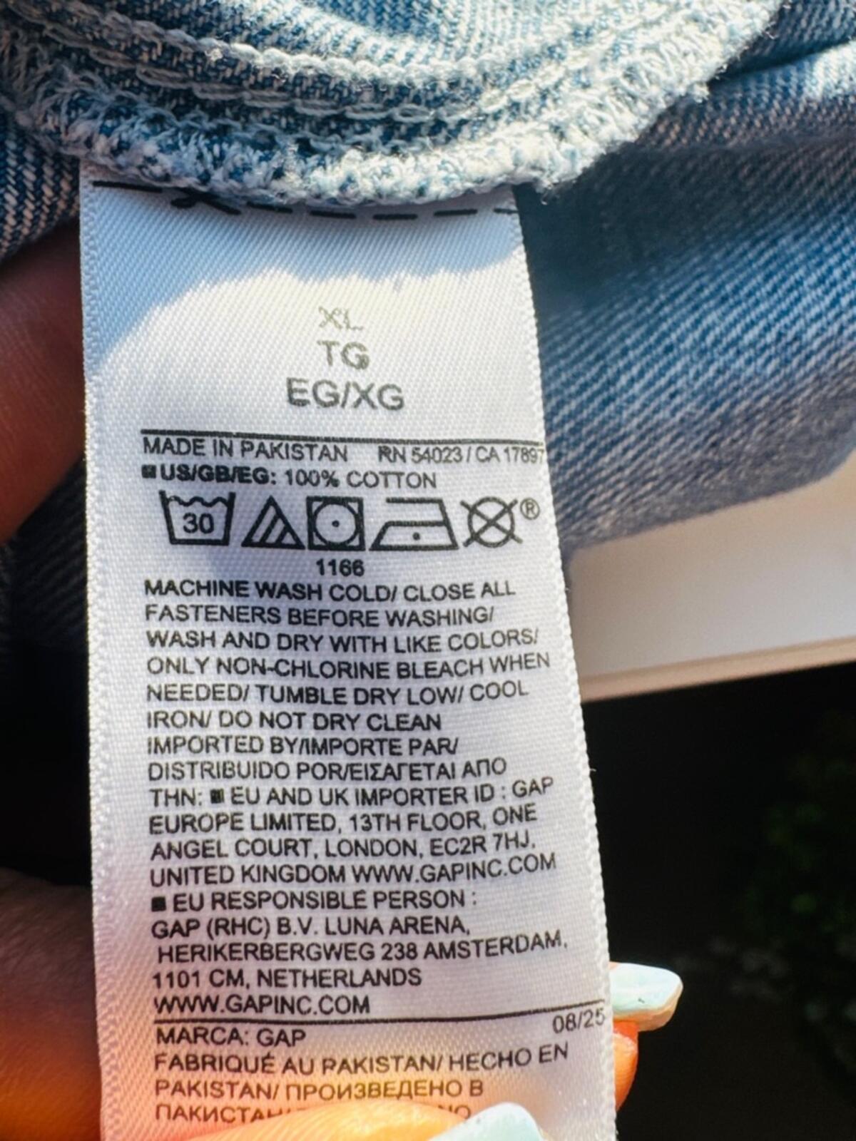 GAP Women’s Light Blue Relaxed Drawstring Jeans. Size XL