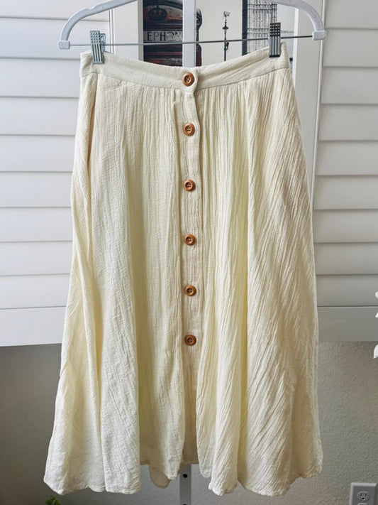 Fashion On Earth. Size S.Cream Button-Front Midi Skirt with Textured Fabric