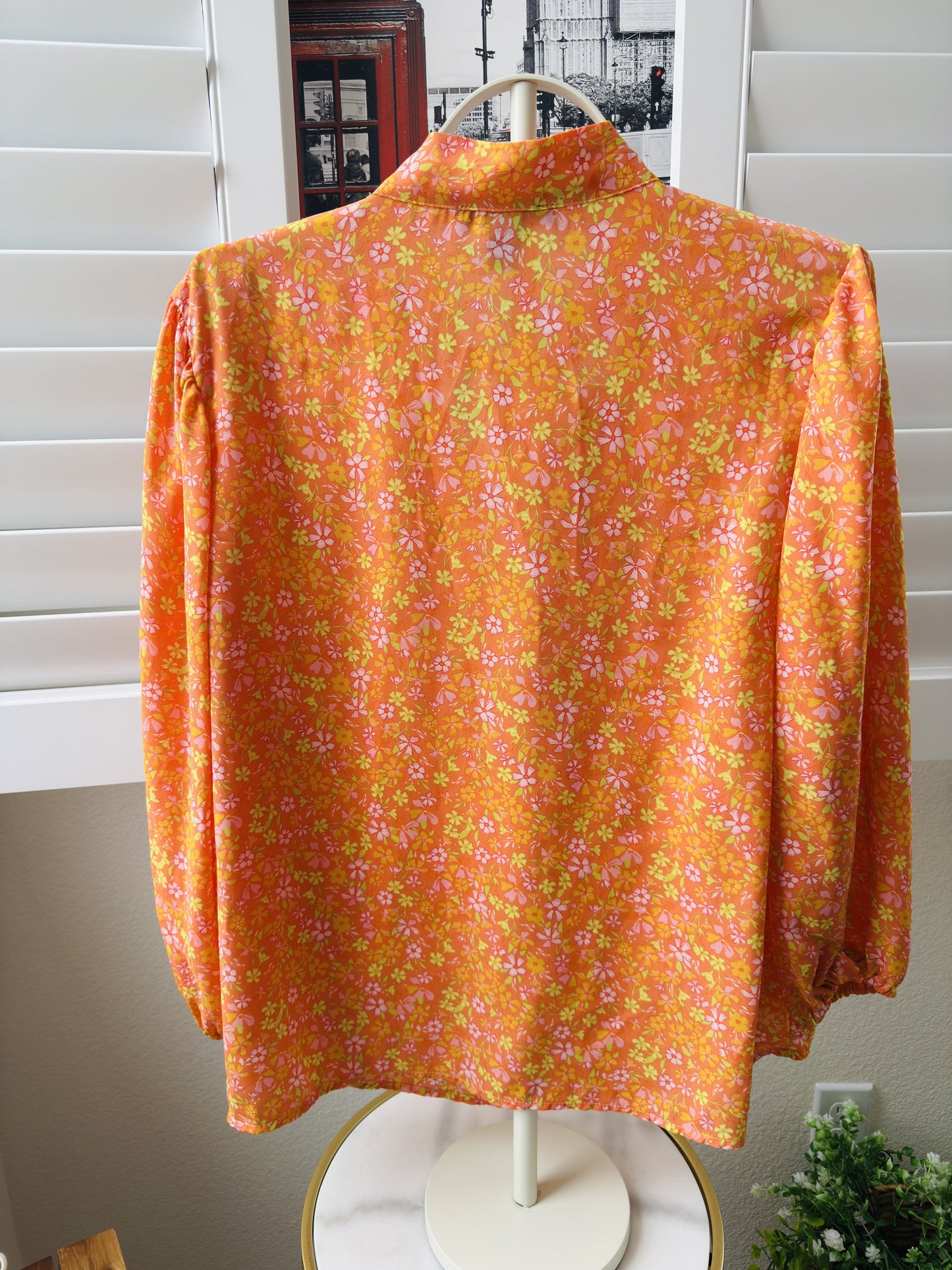 a love story Orange Floral Tie-Neck Smocked Blouse Size 2X