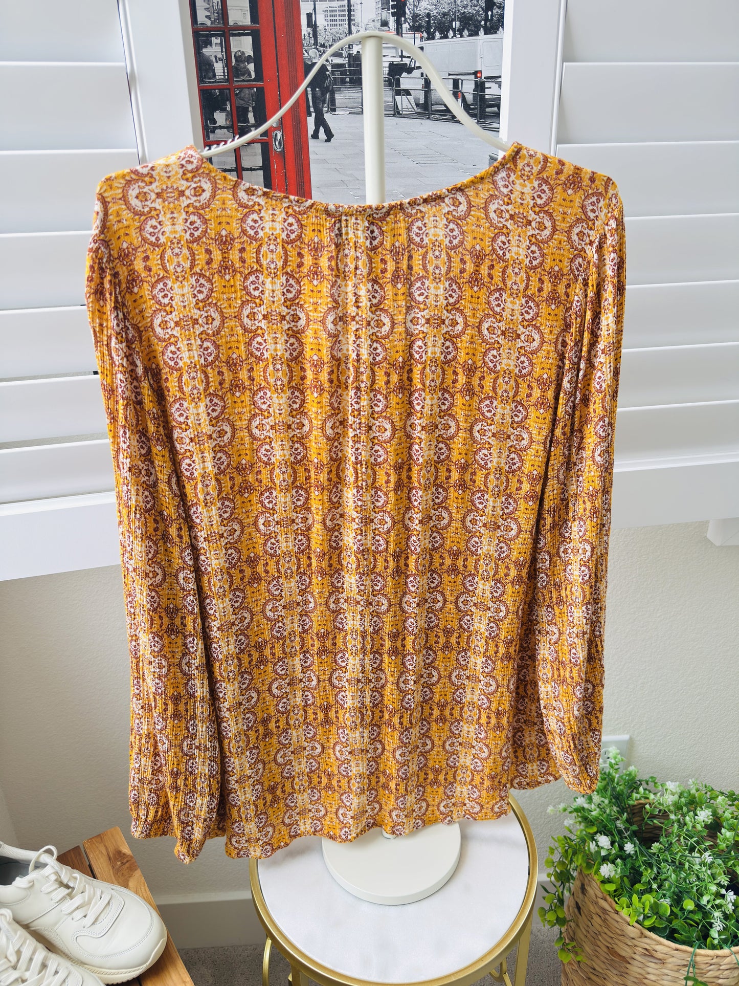Lane Bryant Orange Medallion Print V-Neck Rayon Top, Size 18/20