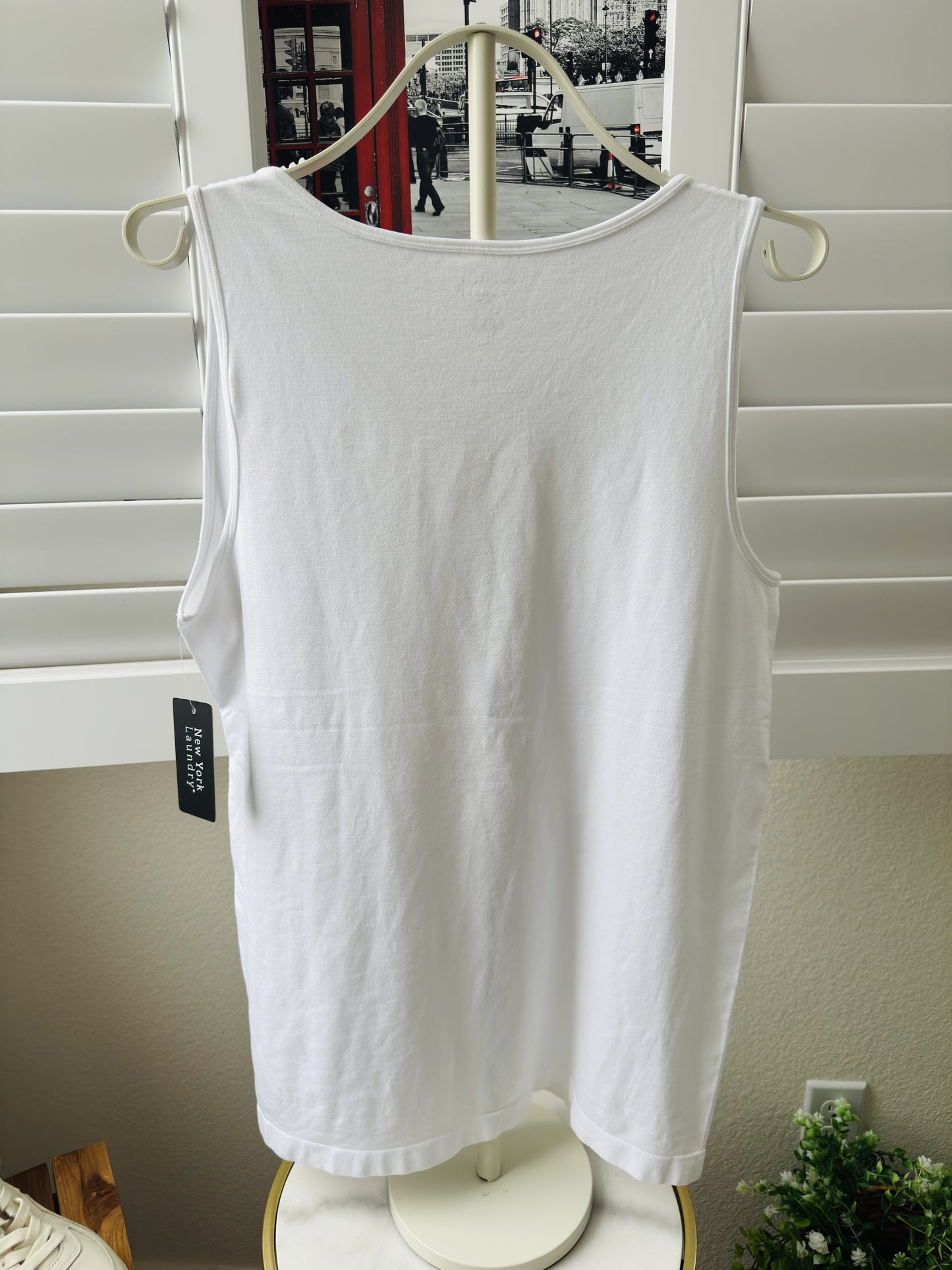 New York Laundry White Seamless Tank Top Size 2X/3X