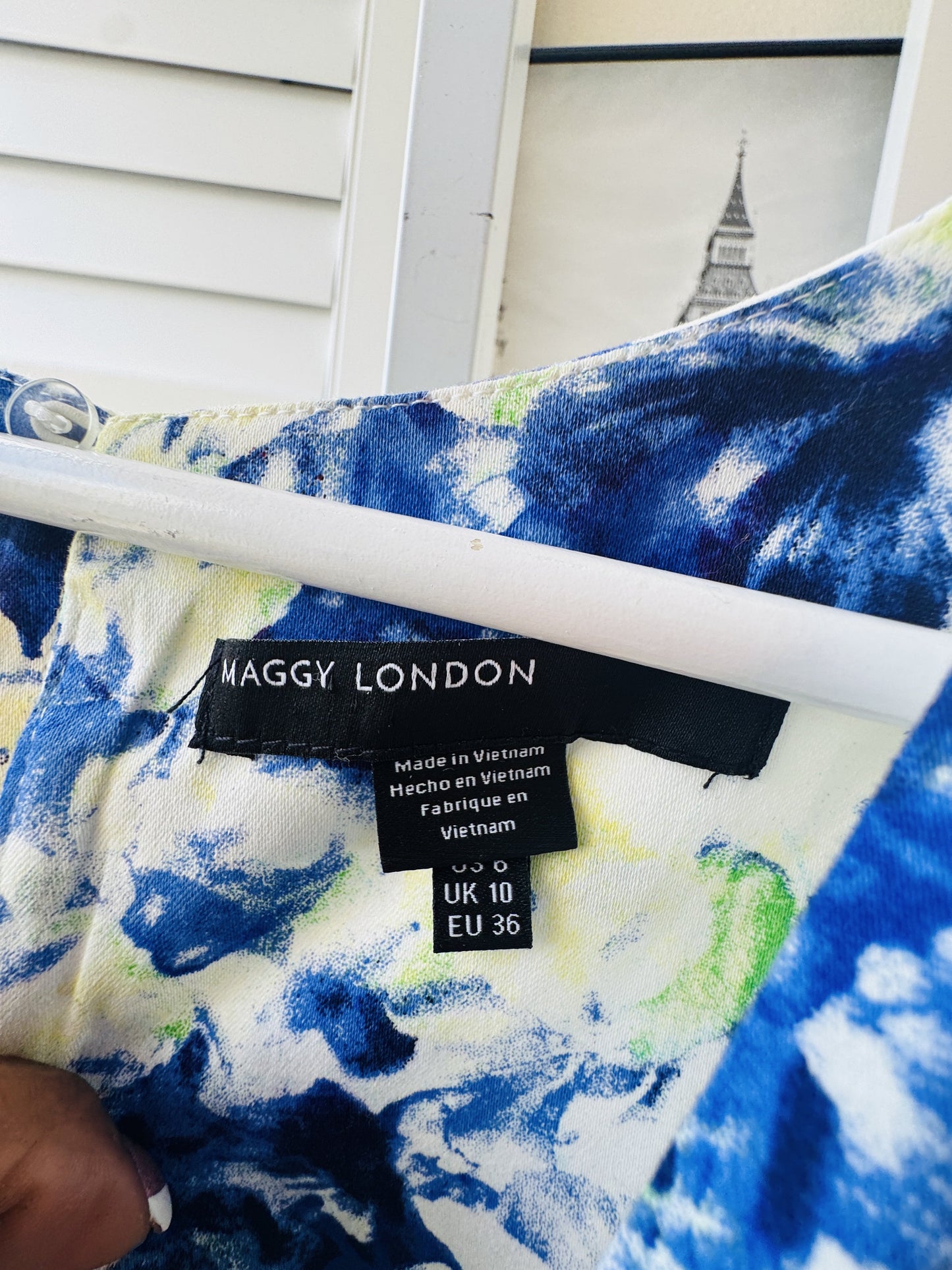 Maggy London Blue & Yellow Floral V-Neck Fit & Flare Dress Size 6