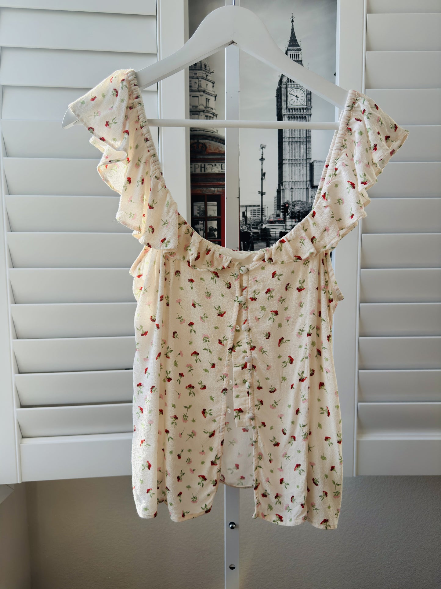 H&M Floral Ruffle Button-Front Top Size M