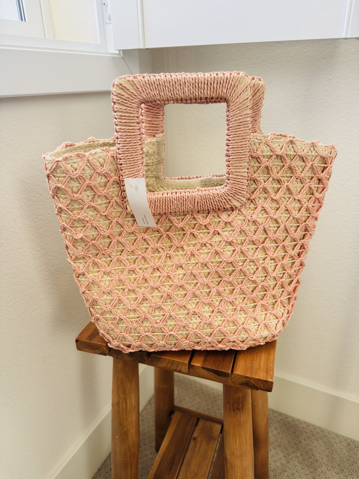 Pink Woven Paper Straw Diamond Pattern Tote Bag - One Size