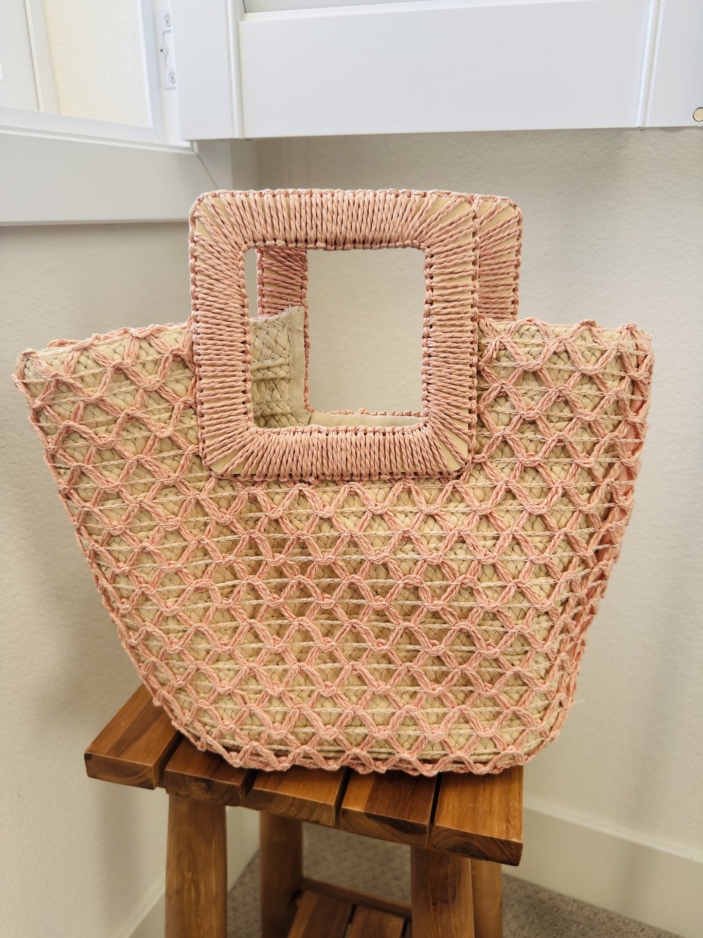 Pink Woven Paper Straw Diamond Pattern Tote Bag - One Size