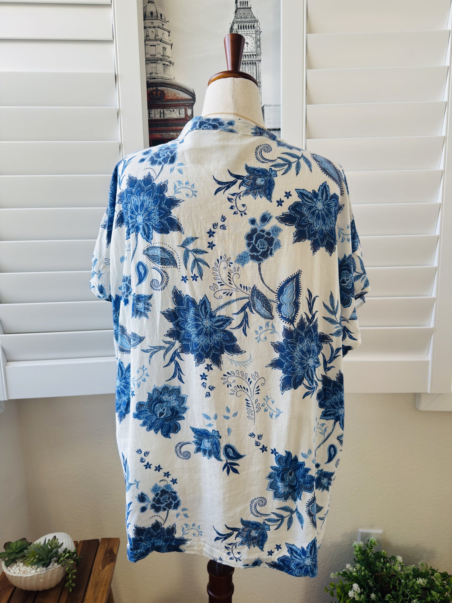 Joie Blue Floral Paisley Linen Blouse Size 2X