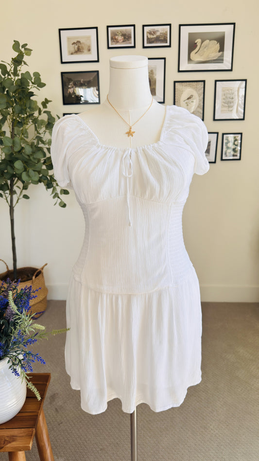 Hollister White Smocked Puff Sleeve Mini Dress Size L