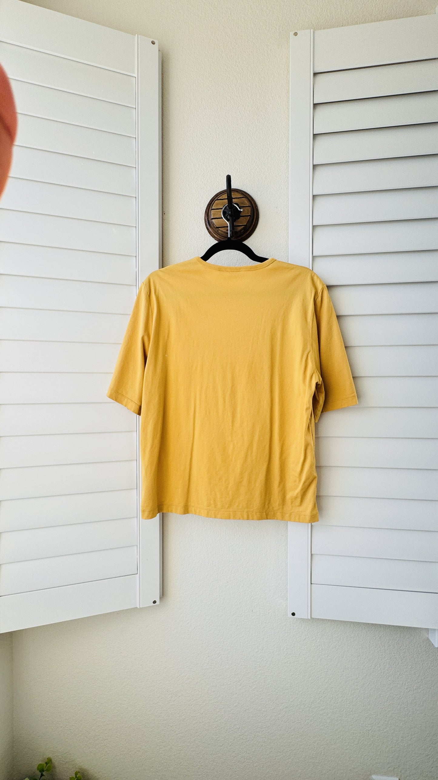 Uniqlo U Crew Neck Short Sleeve T-Shirt Yellow Size XS