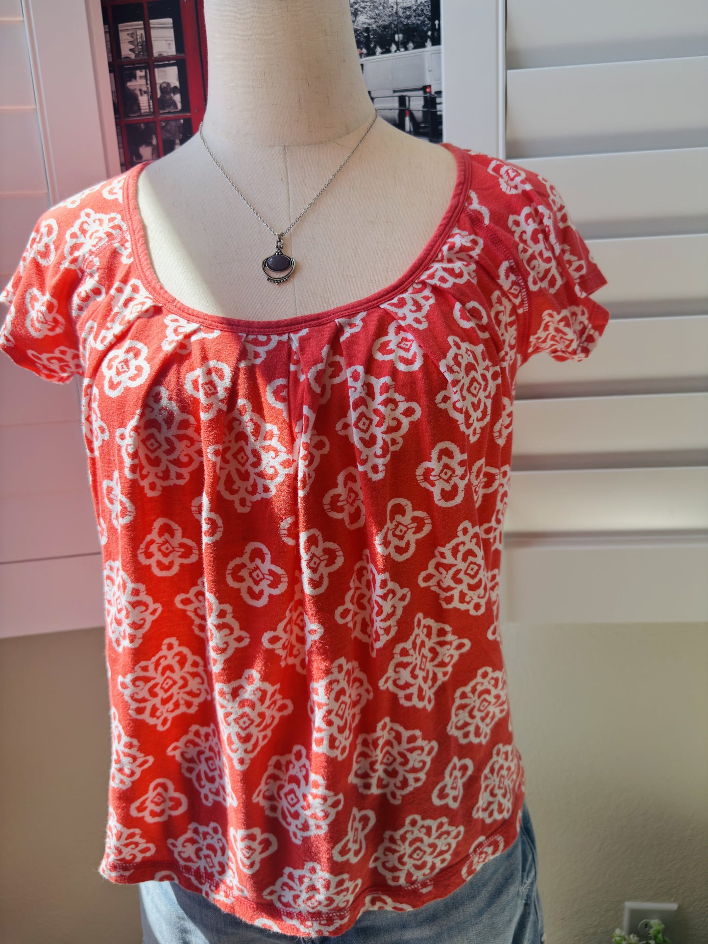 Gap Medallion Print Pleated Short Sleeve Top - Size S
