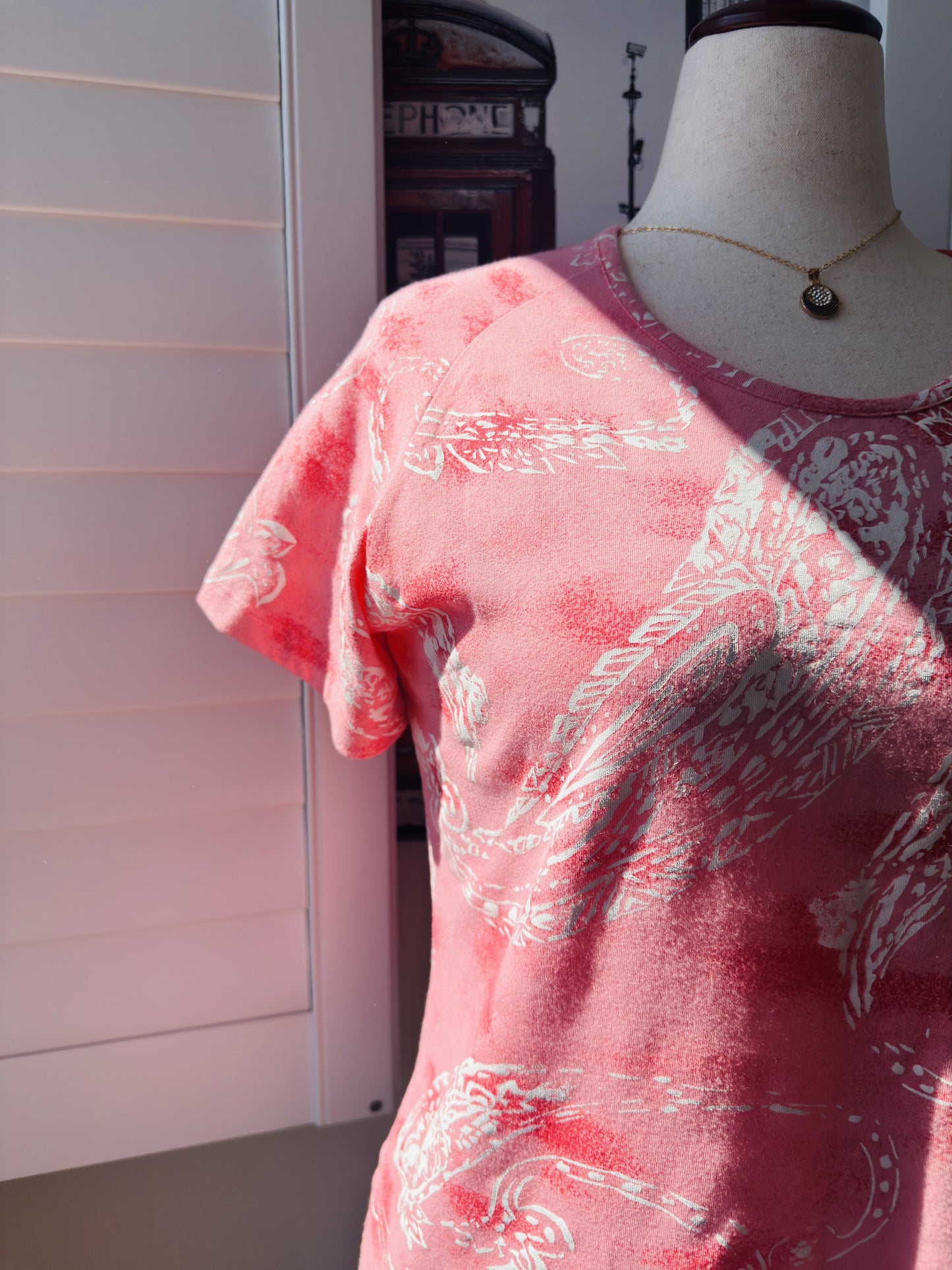 Coldwater Creek Pink Paisley Knit Tee Shirt Size L