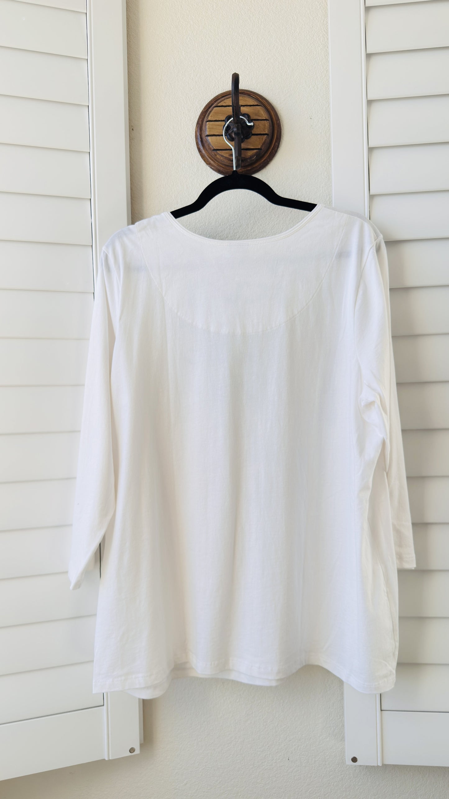 Laura Scott Woman Floral Sequin 3/4 Sleeve Top - Size 1X