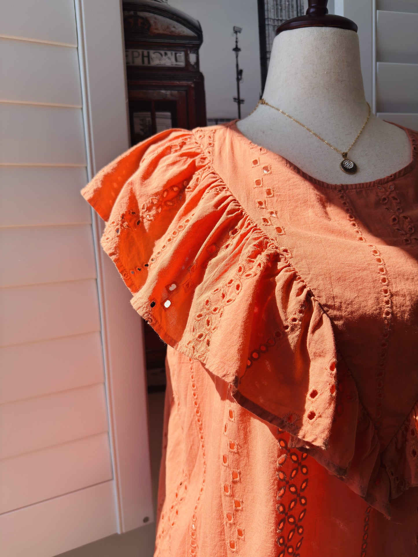 a.n.a a new approach Orange Eyelet Ruffle Flutter Sleeve Top Size XL