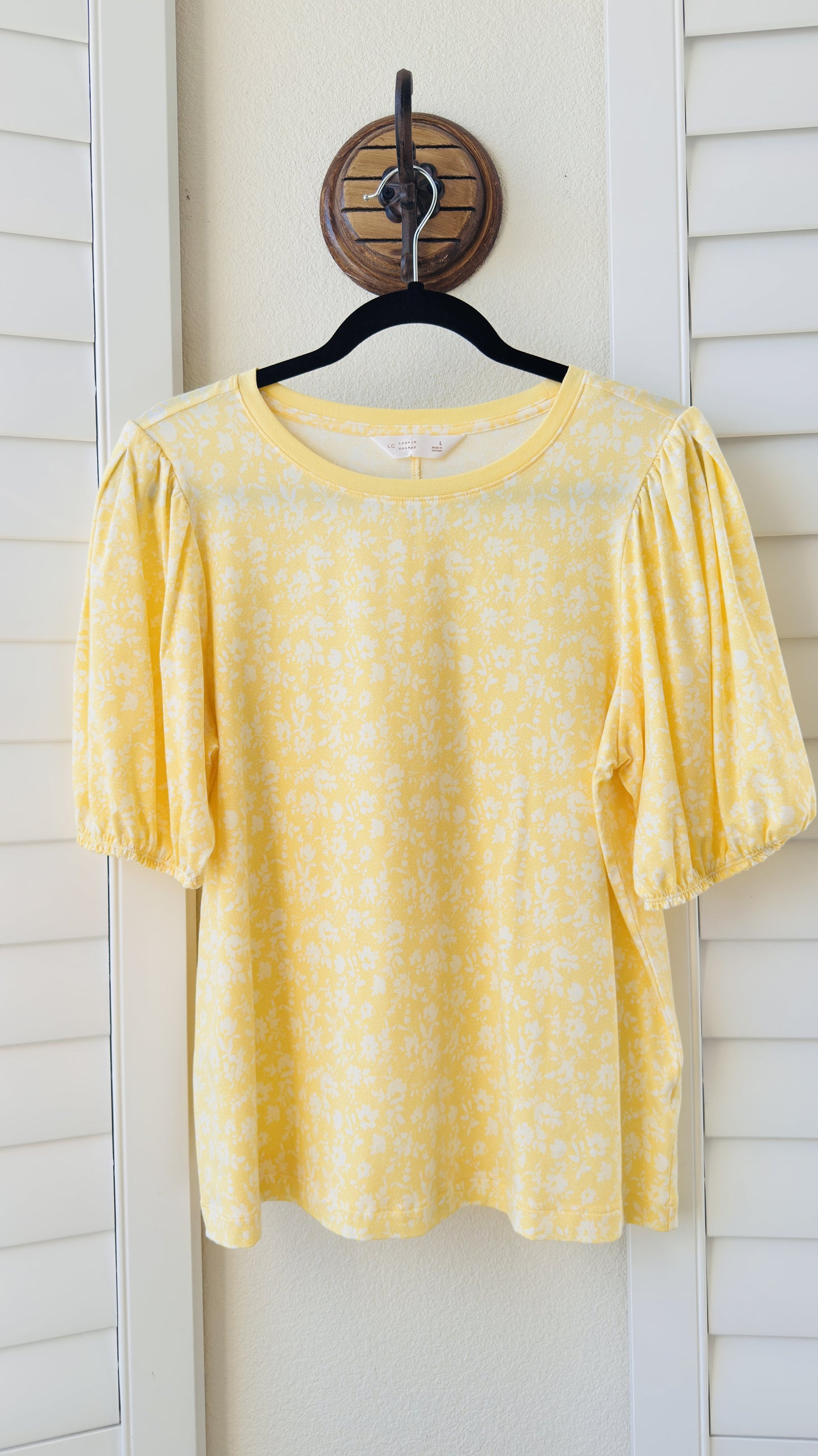LC Lauren Conrad Yellow Floral Puff Sleeve Top - Size L
