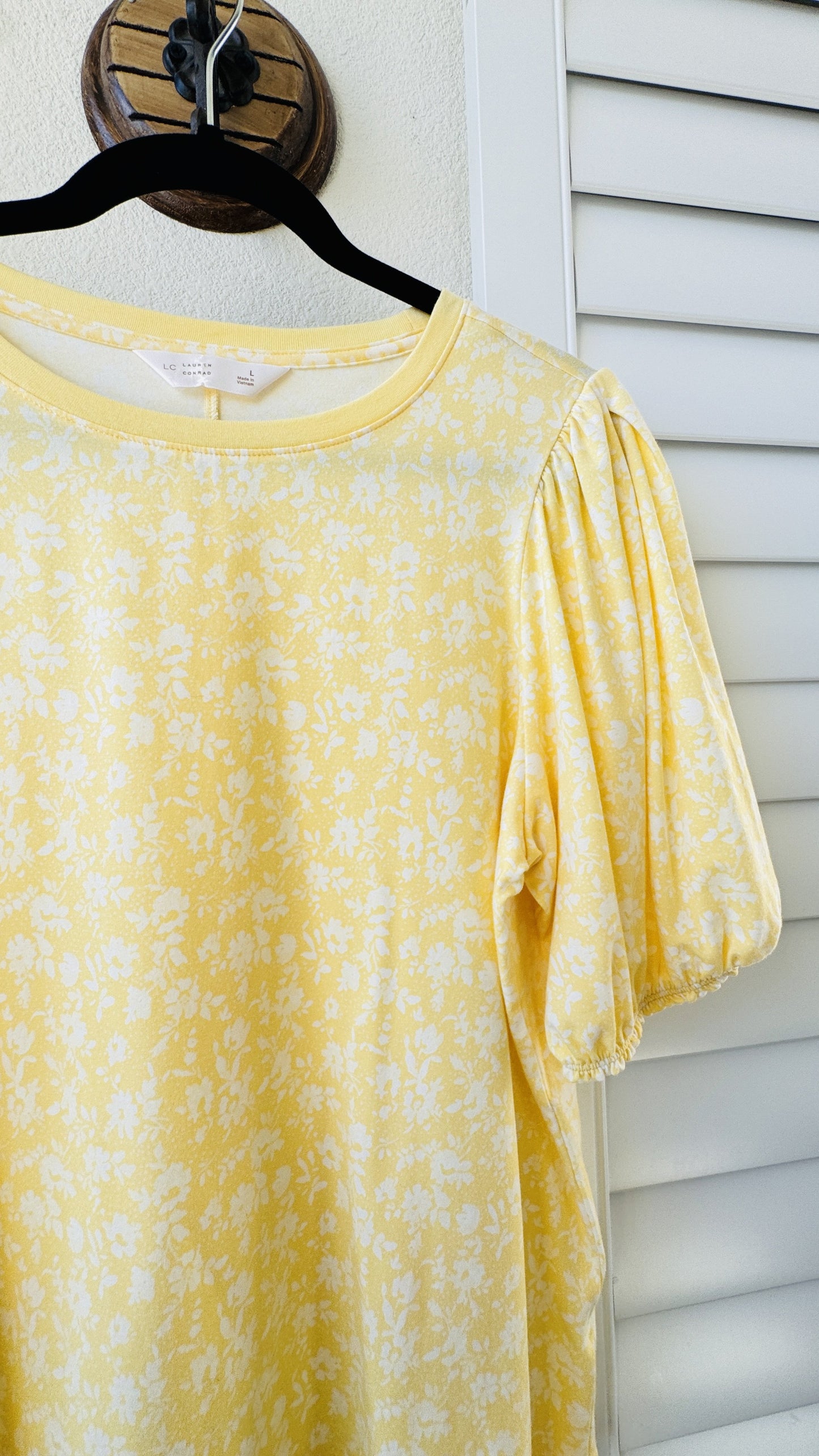 LC Lauren Conrad Yellow Floral Puff Sleeve Top - Size L