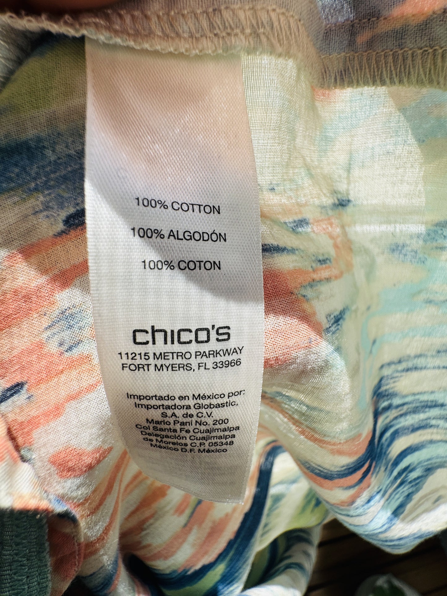 Chico's Abstract Ikat Print 100% Cotton Button Down Shirt Size 3 (XL)