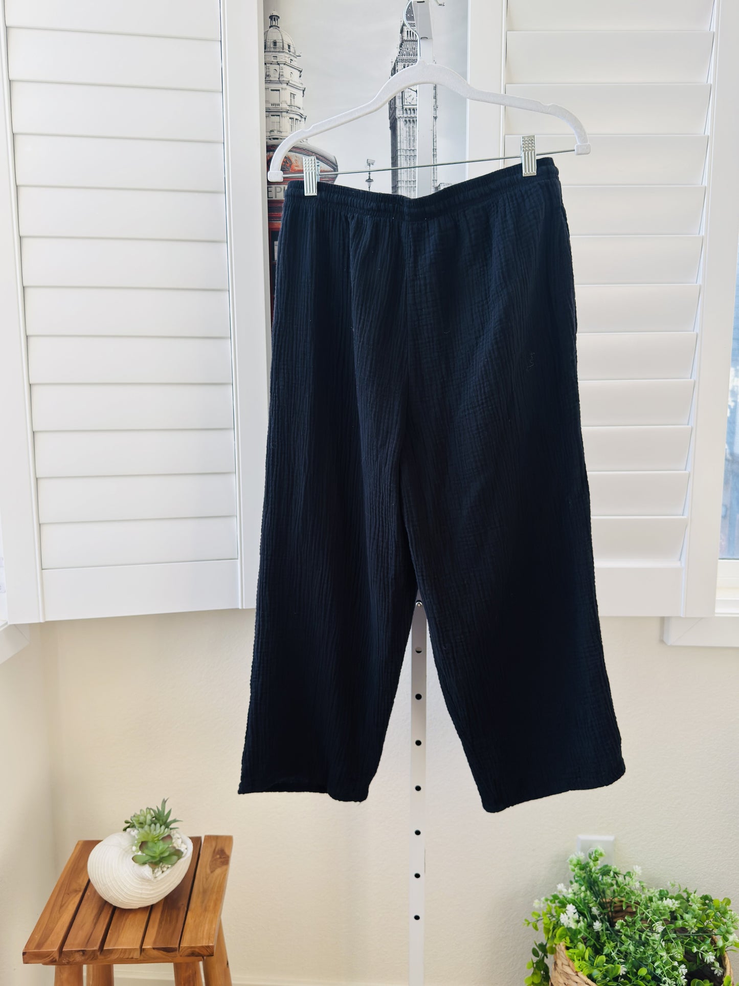 Jessica Simpson Black Cotton Gauze Wide Leg Crop Pants Size M