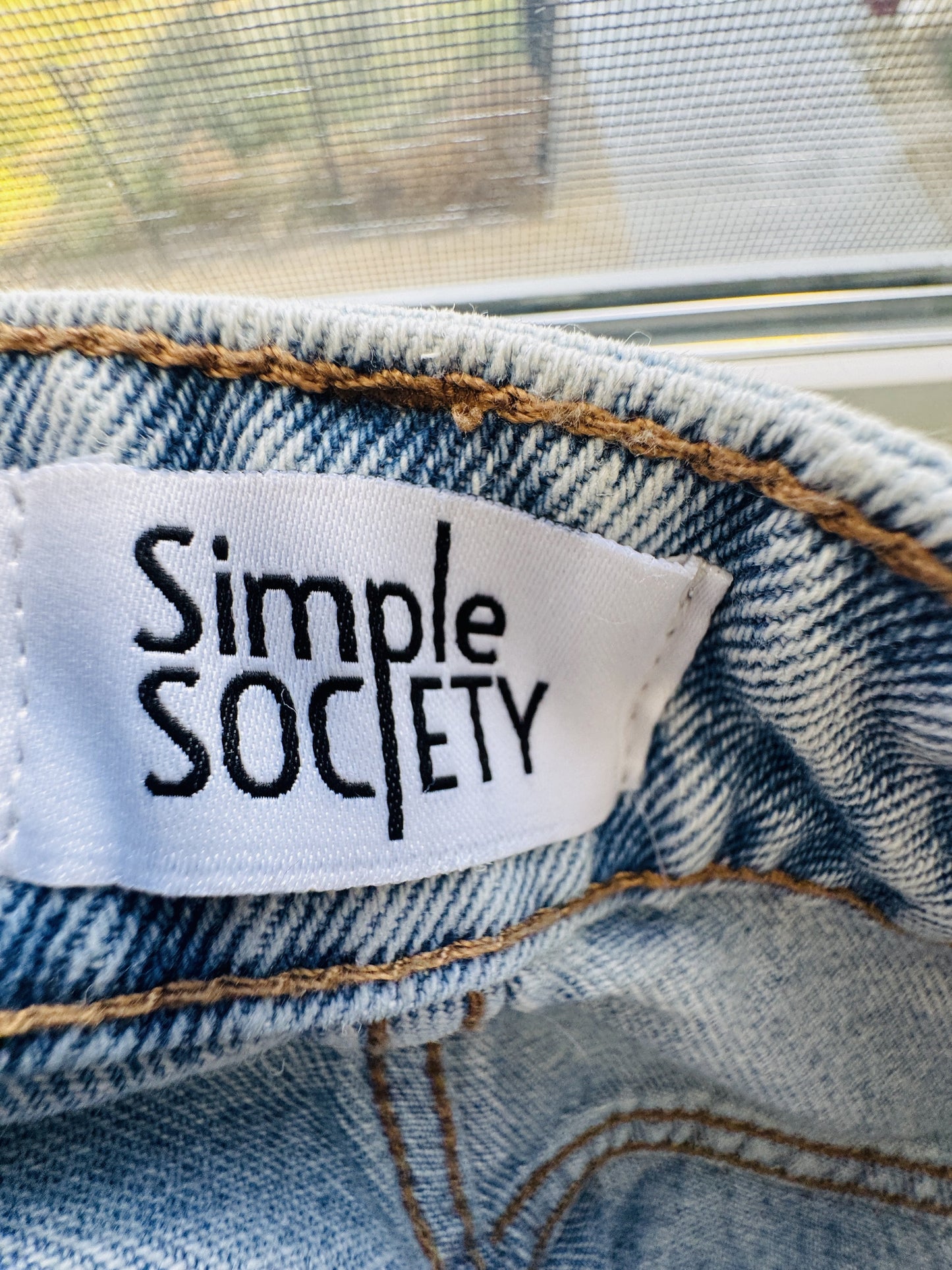 Simple Society High Waisted Bermuda Denim Shorts Size 5/27