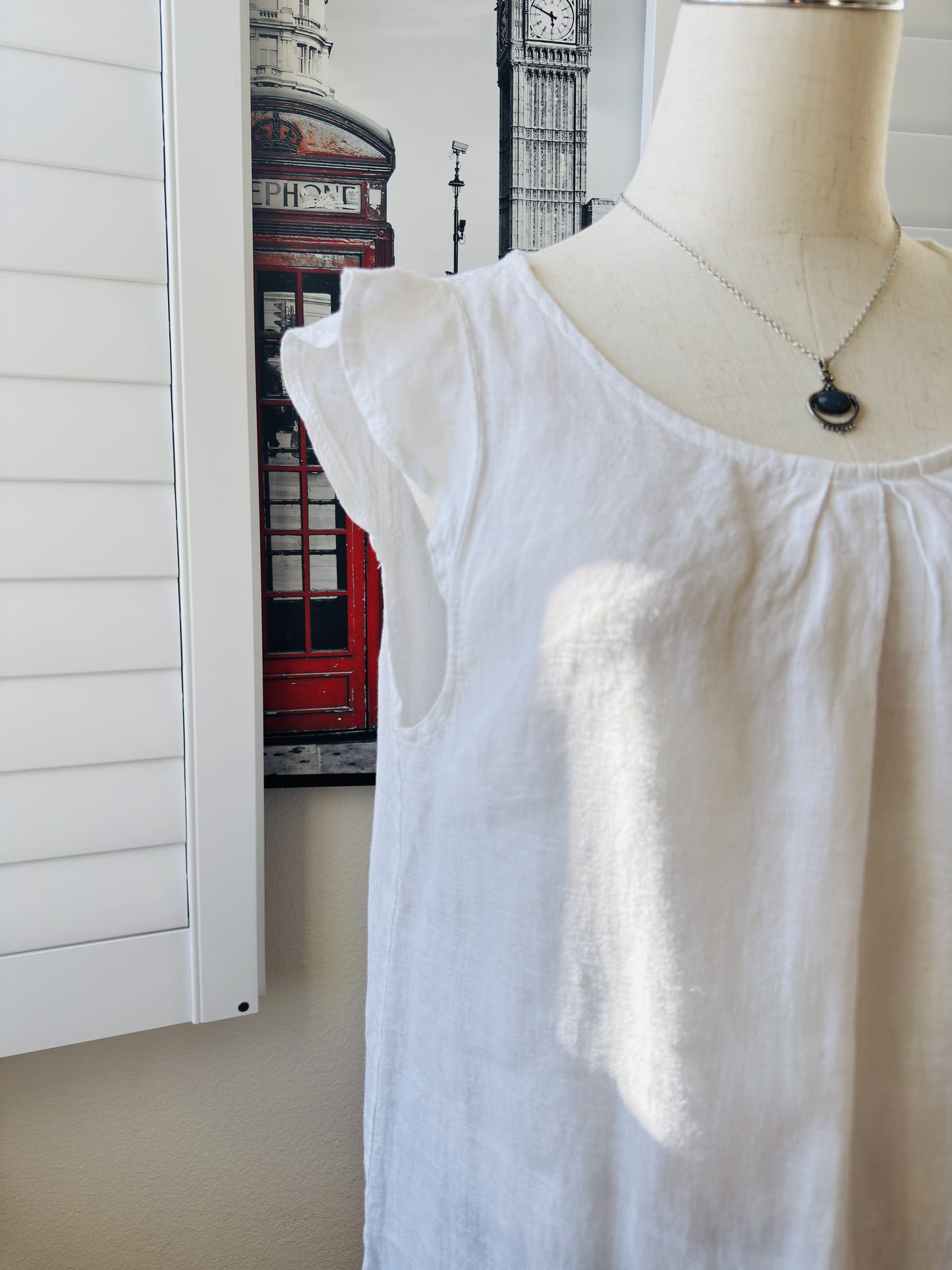 Terzo Millennio White 100% Linen Flutter Sleeve Blouse Made in Italy Size M