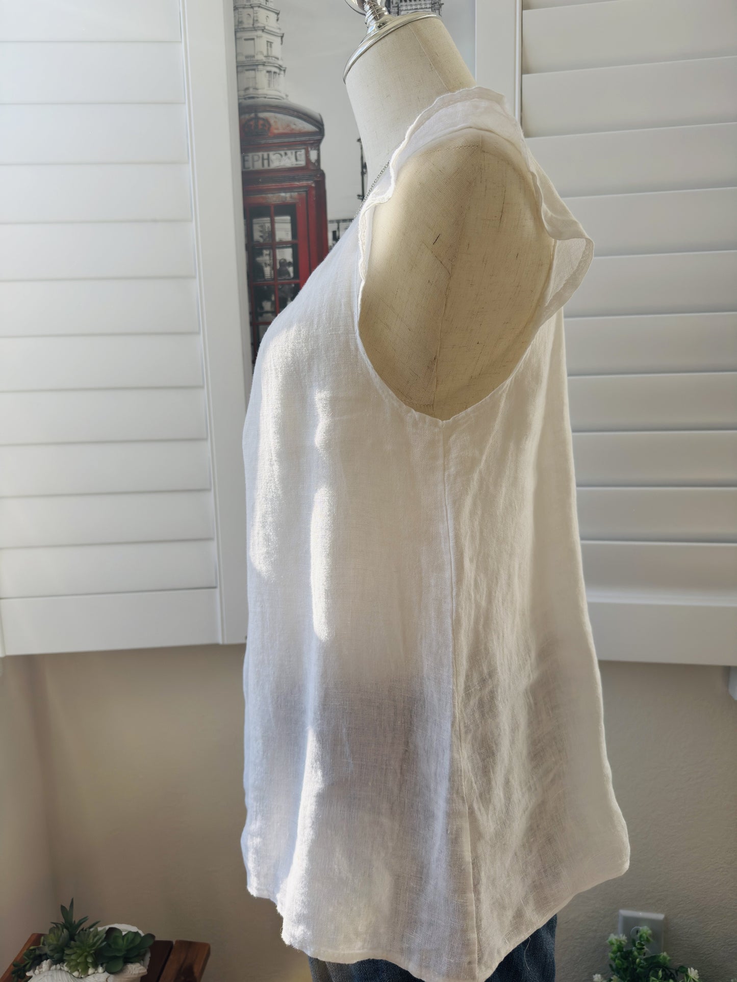 Terzo Millennio White 100% Linen Flutter Sleeve Blouse Made in Italy Size M
