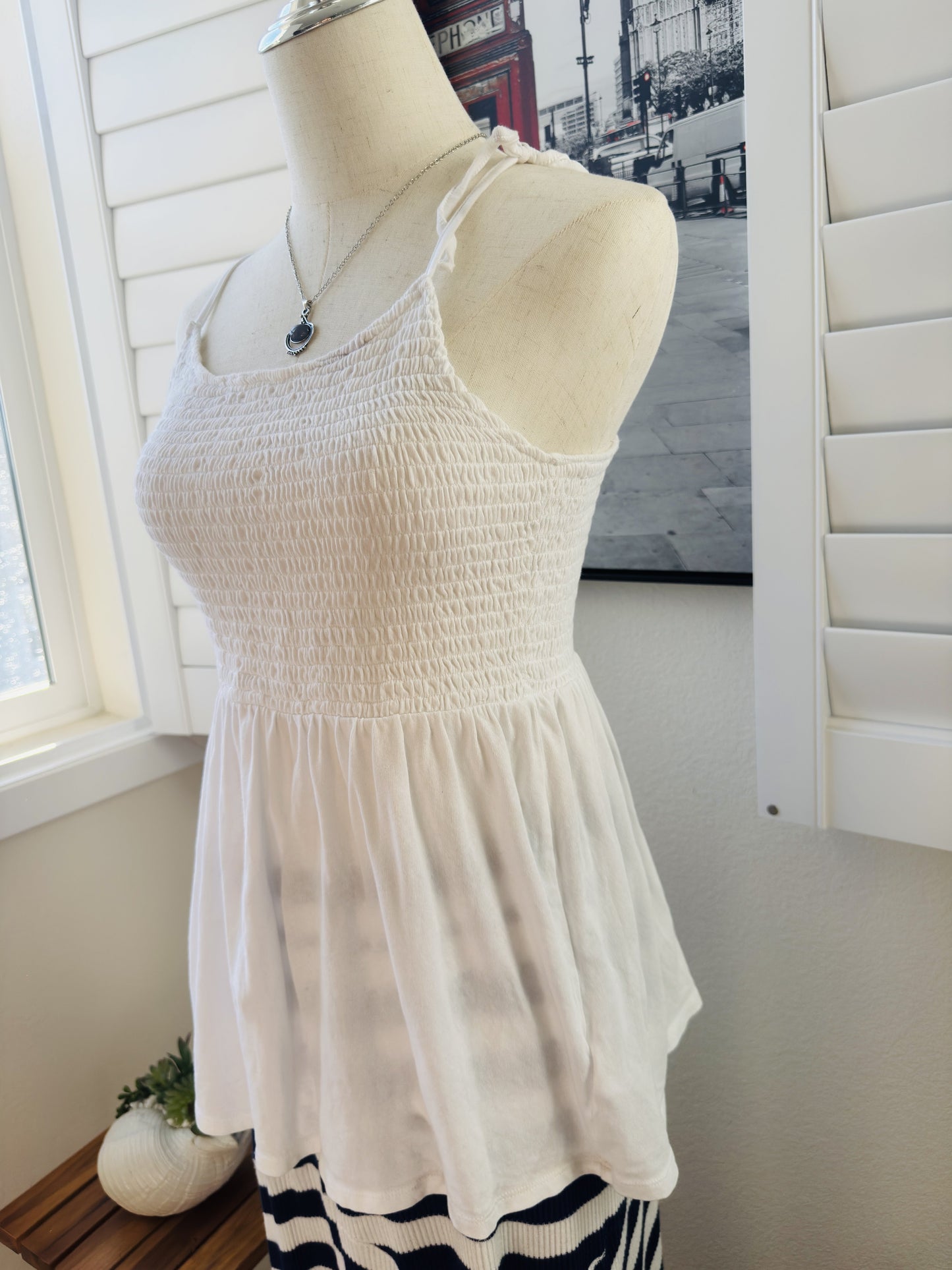 American Eagle White Smocked Tie-Strap Babydoll Tank Top Size Medium