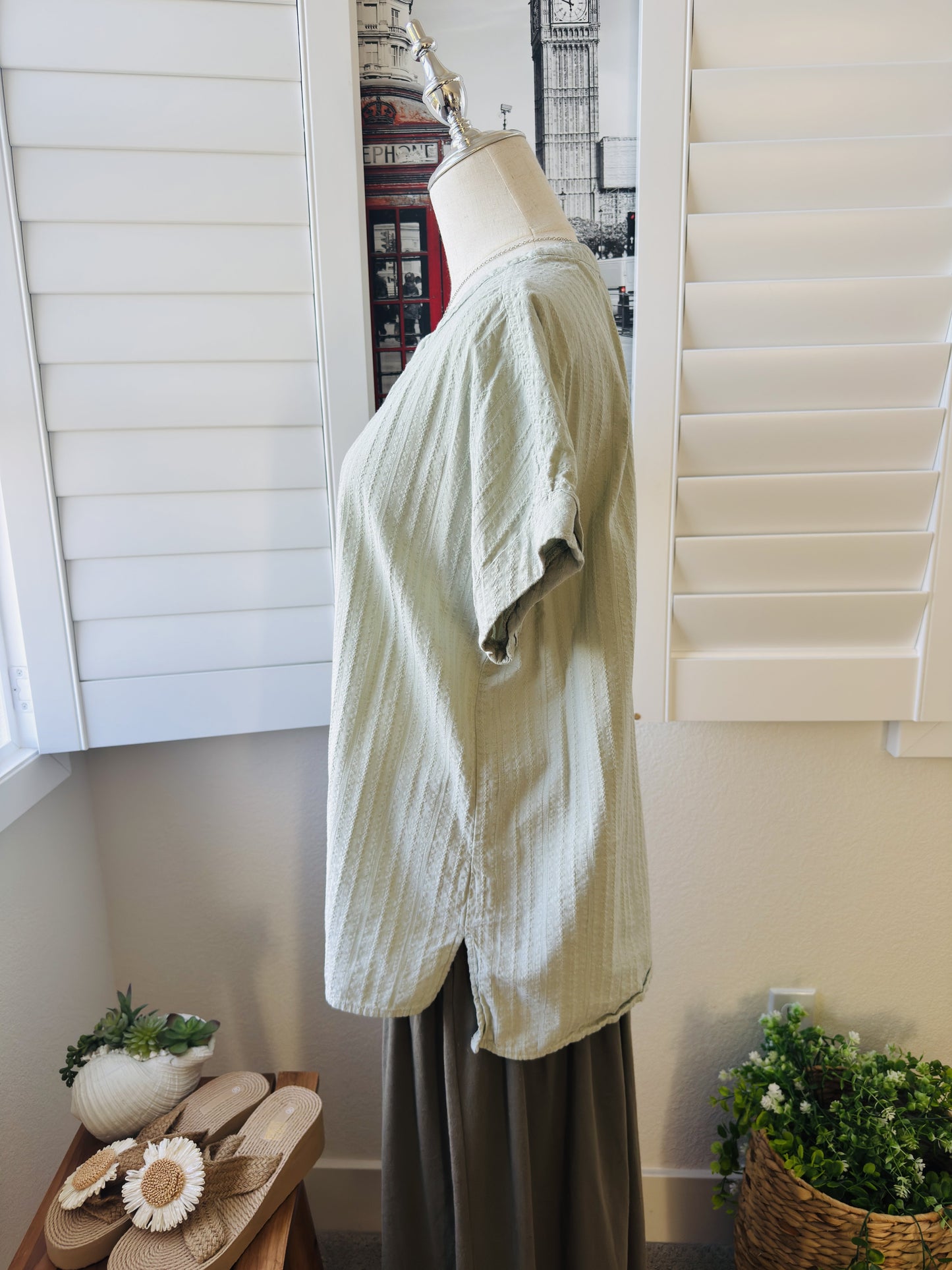 Matty M Sage Green Textured Cotton Split Neck Top Size M