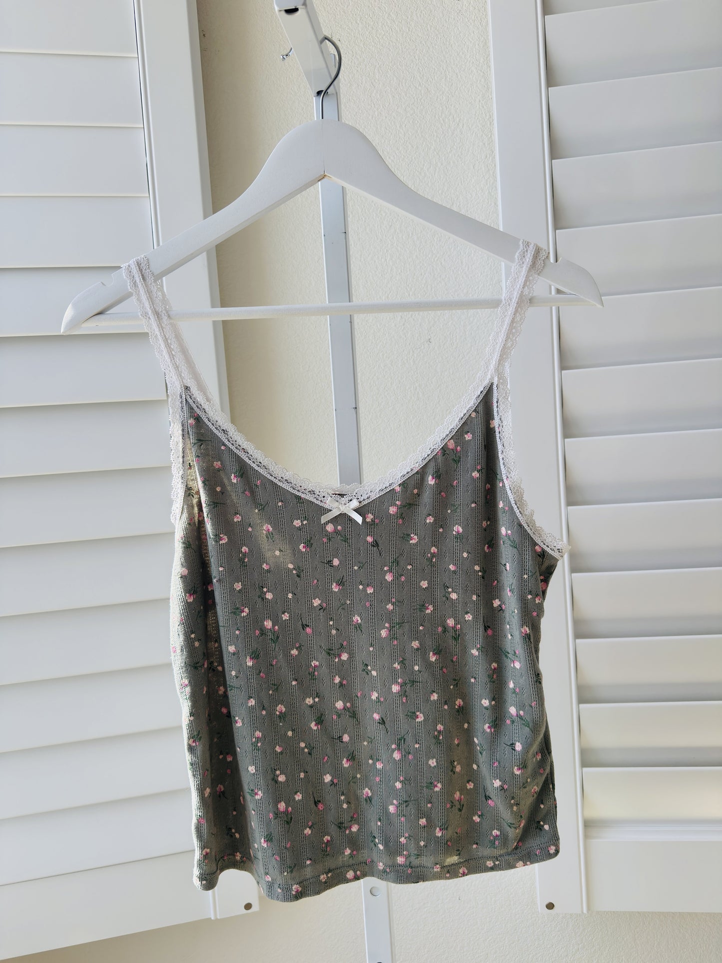 H&M Divided Floral Pointelle Lace Trim Camisole Top Size L