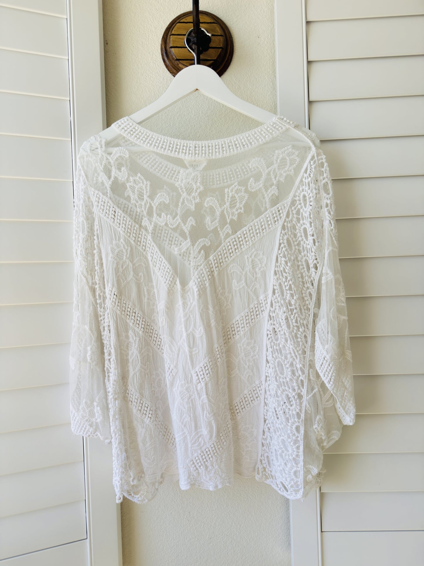 Ember White Lace & Mesh Boho Kimono Top - Size XL