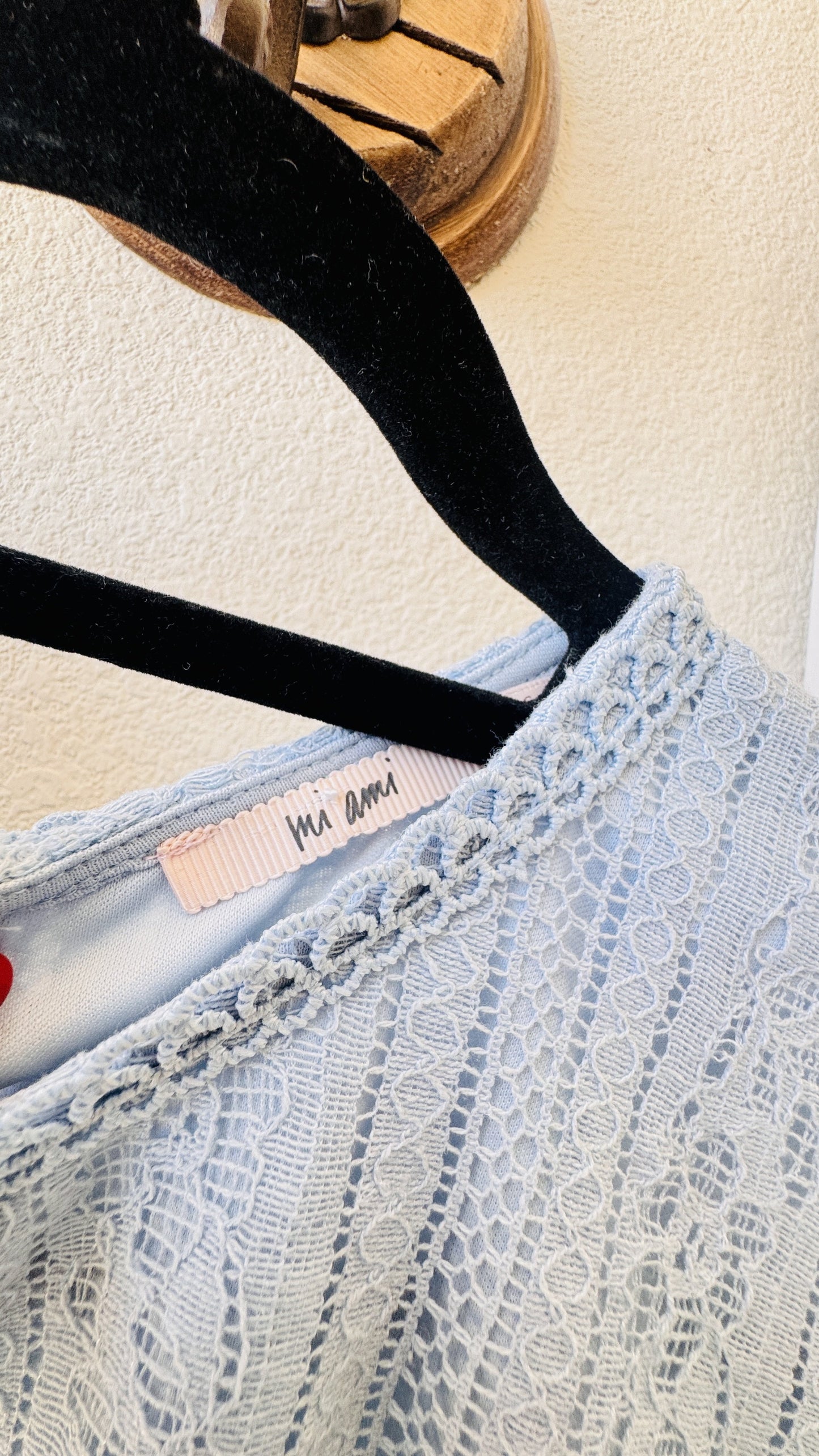 Mi Ami Light Blue Lace Sleeveless Crop Top - Size S