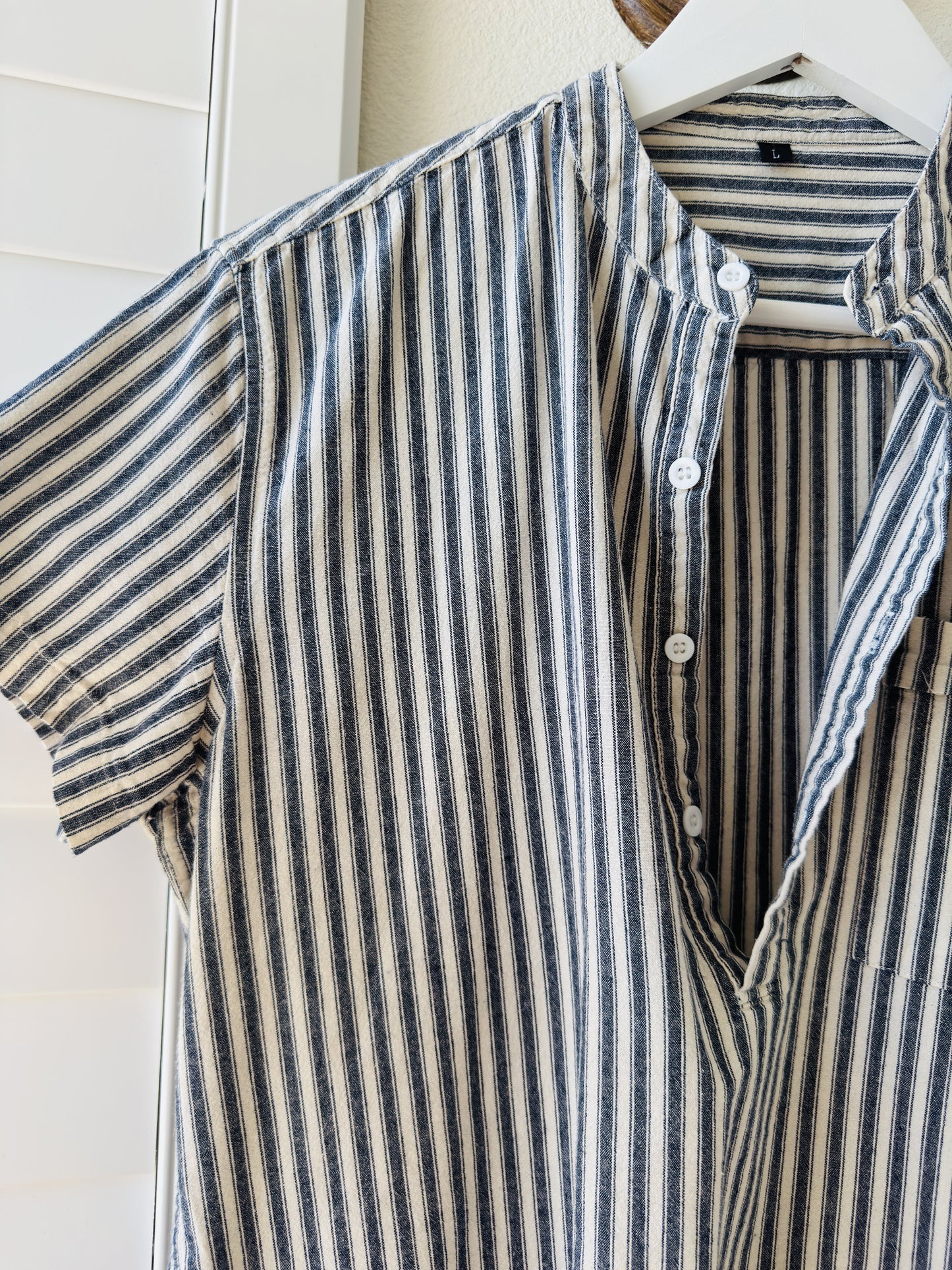 Blue & White Striped Short Sleeve Band Collar Popover Shirt - Size L