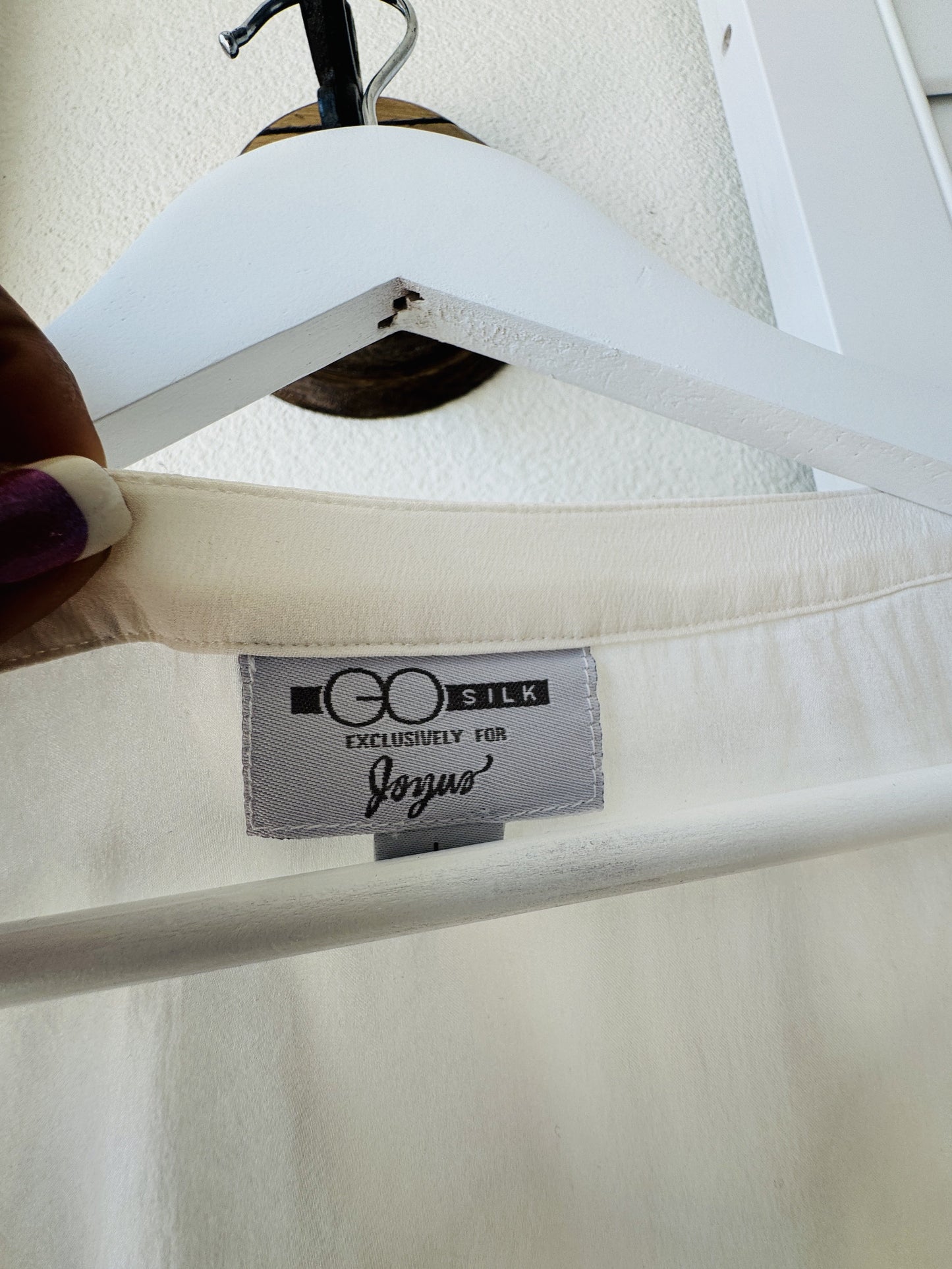 Go Silk for Joyus Cream 100% Silk Pleated Short Sleeve Top Size L