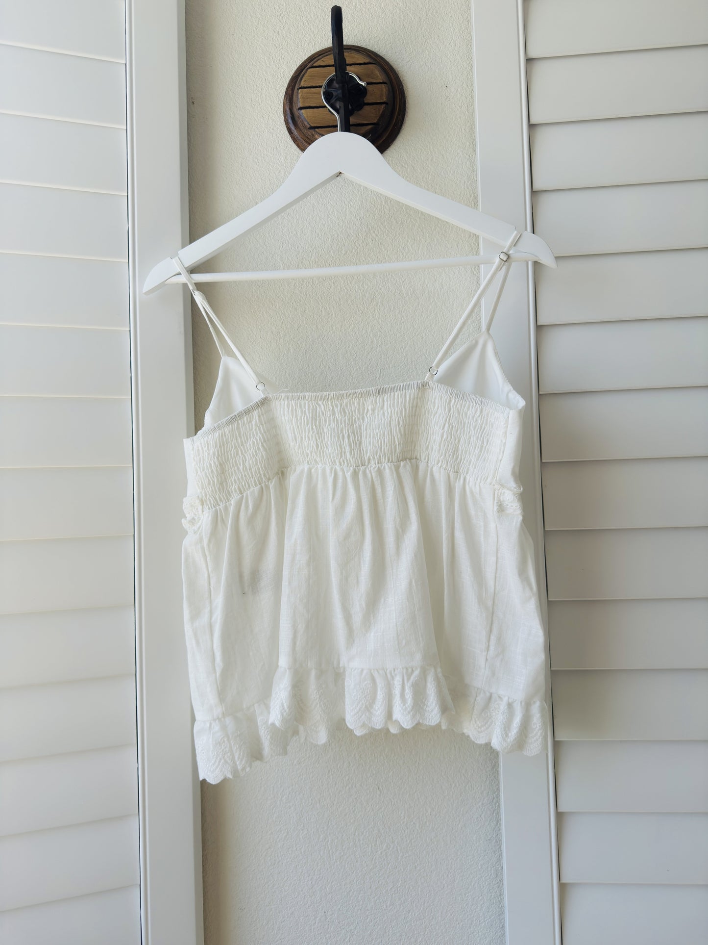 Boutique White Eyelet Lace Babydoll Camisole Top - Size Small