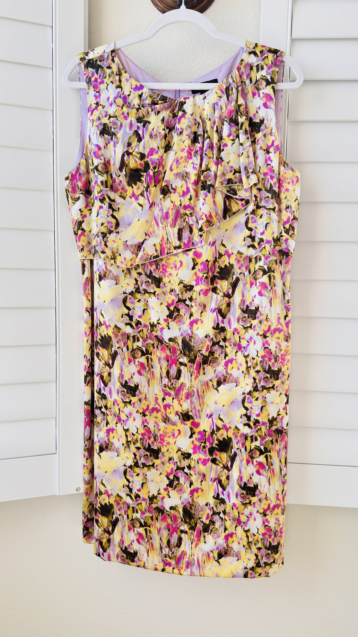 Tahari Arthur S. Levine Silk Floral Ruffle Sheath Dress - Size 14