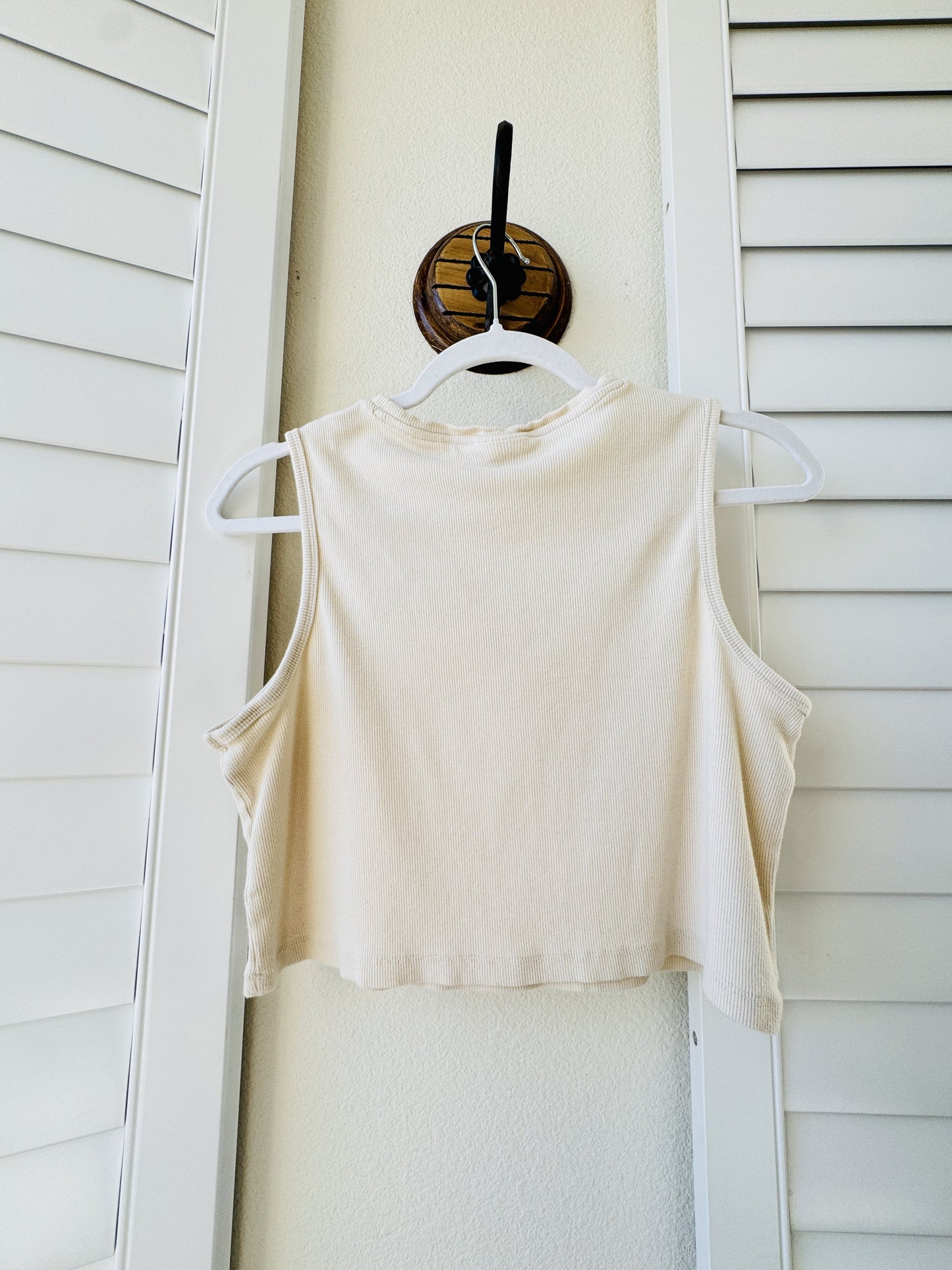 Bombay & Paisley Cream Ribbed Sleeveless Crop Top - Size L