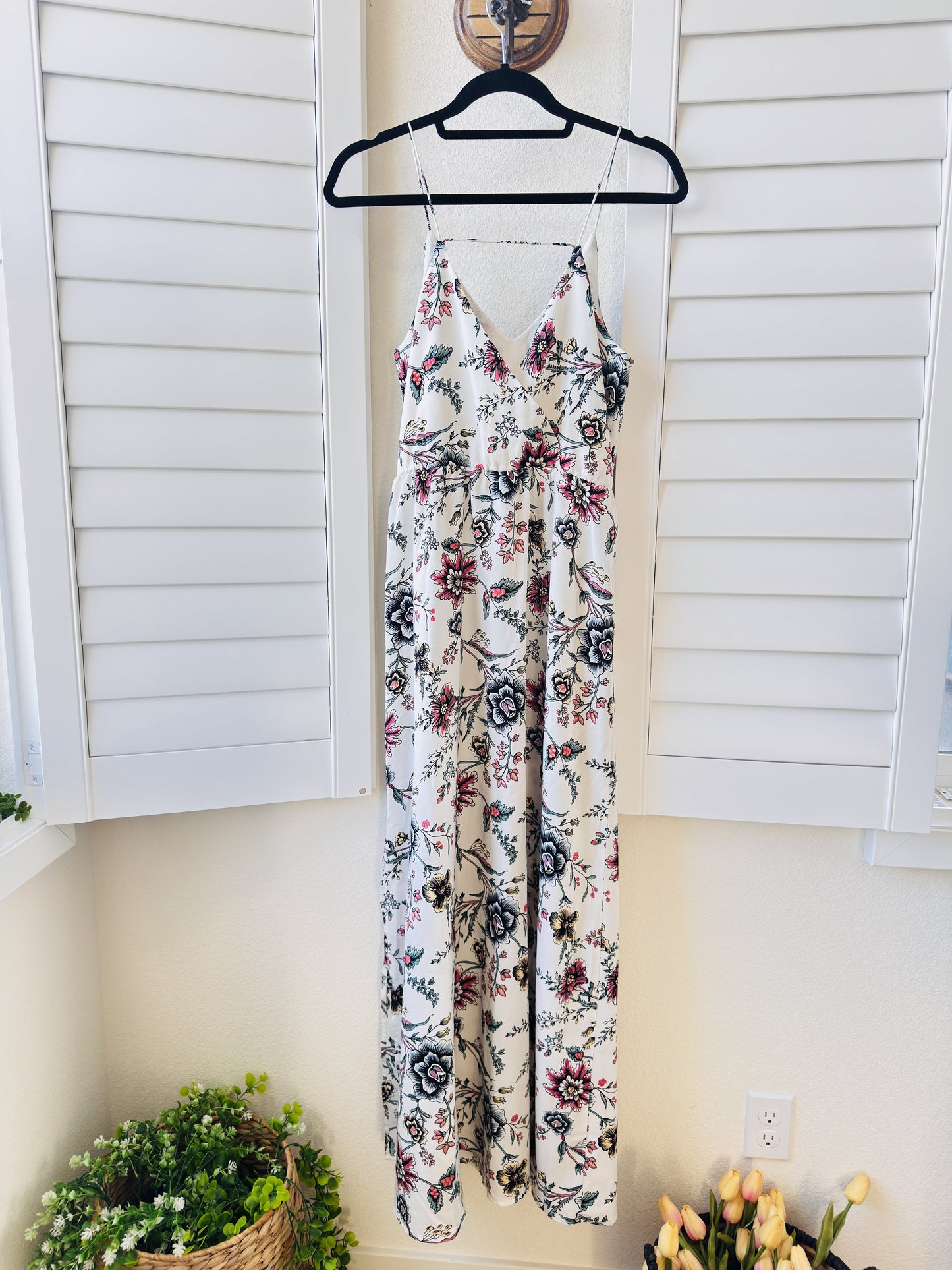 LOFT Floral Spaghetti Strap Wide-Leg Jumpsuit - Size 6