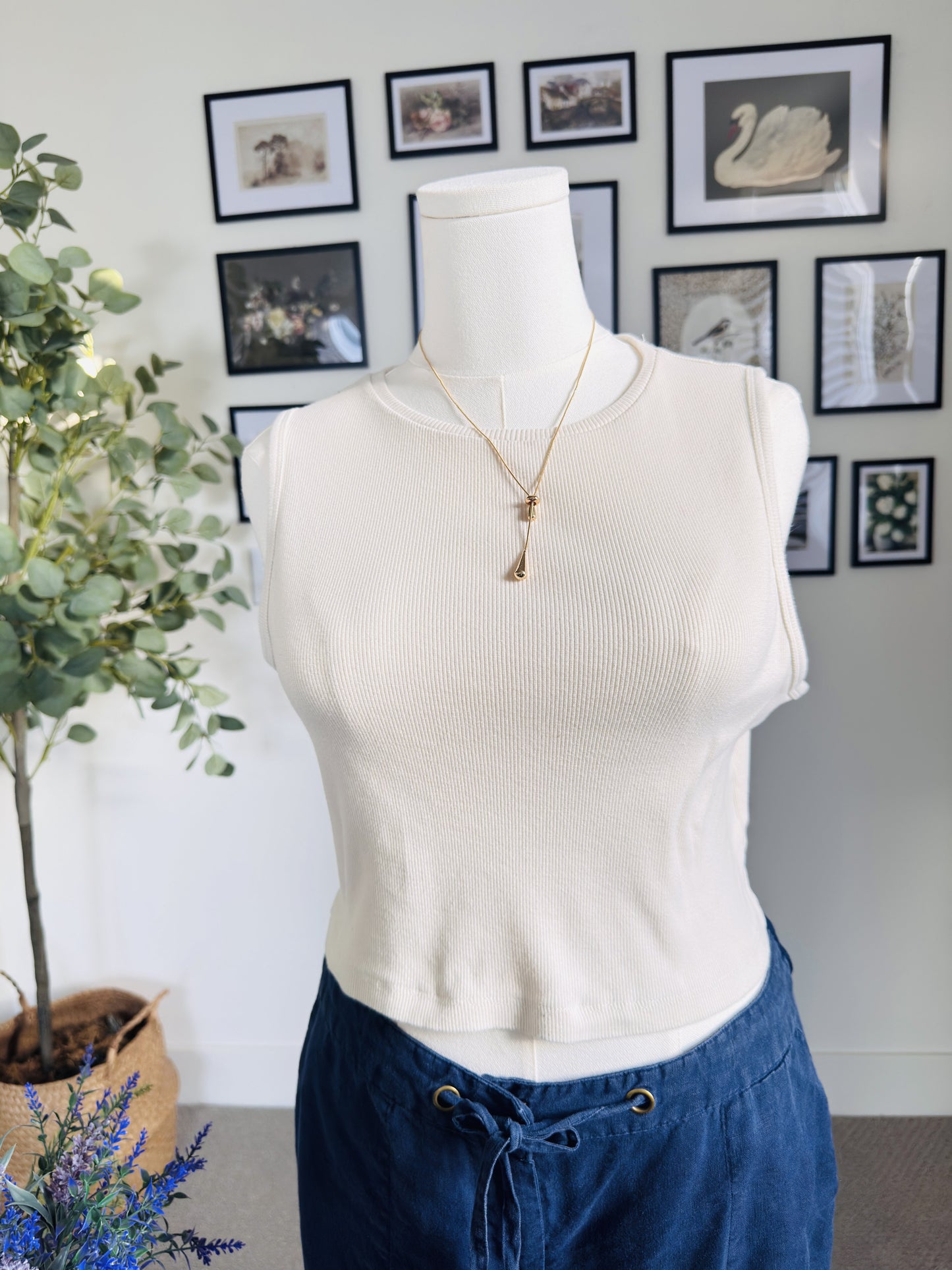 Bombay & Paisley Cream Ribbed Sleeveless Crop Top - Size L