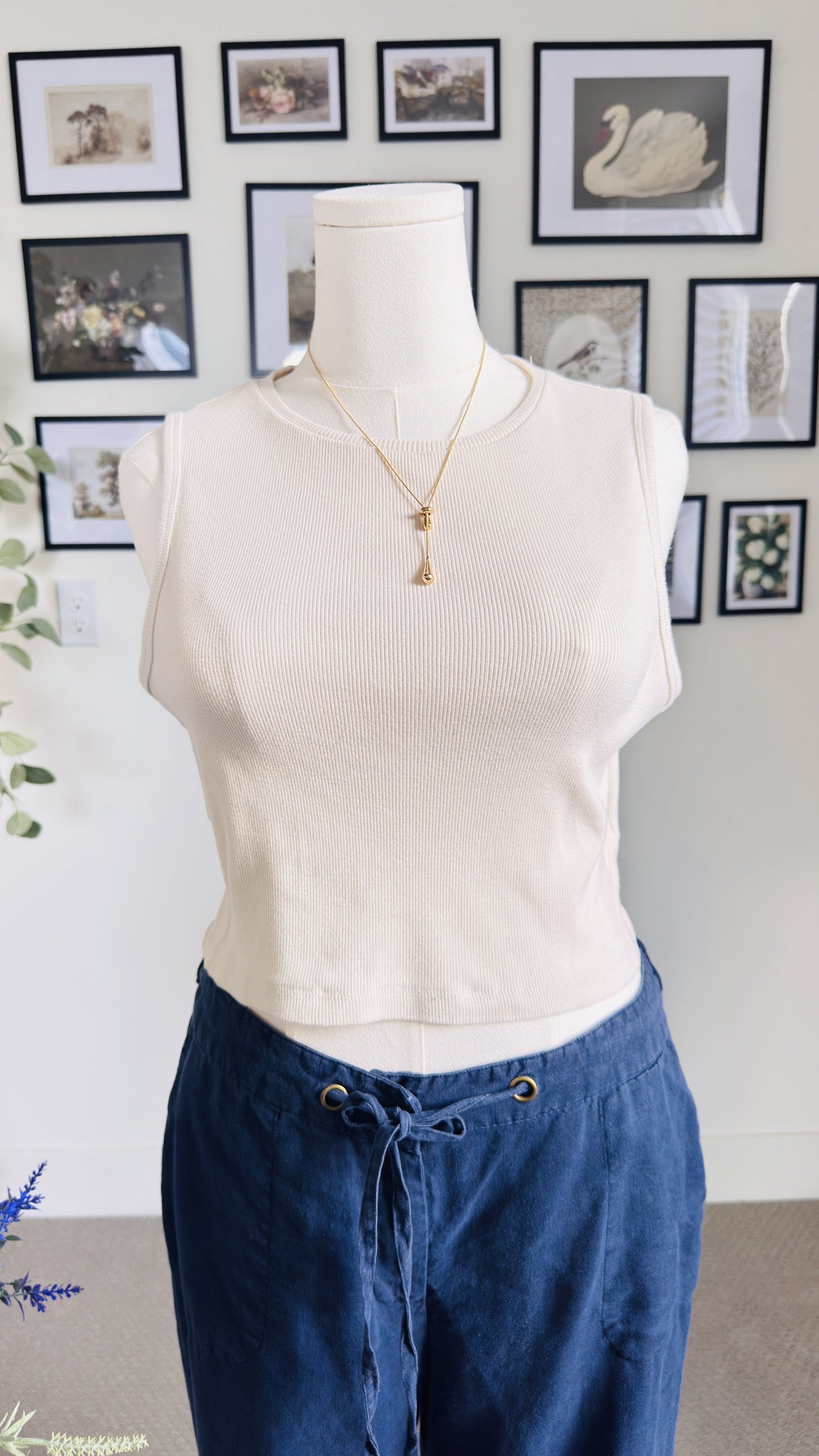 Bombay & Paisley Cream Ribbed Sleeveless Crop Top - Size L