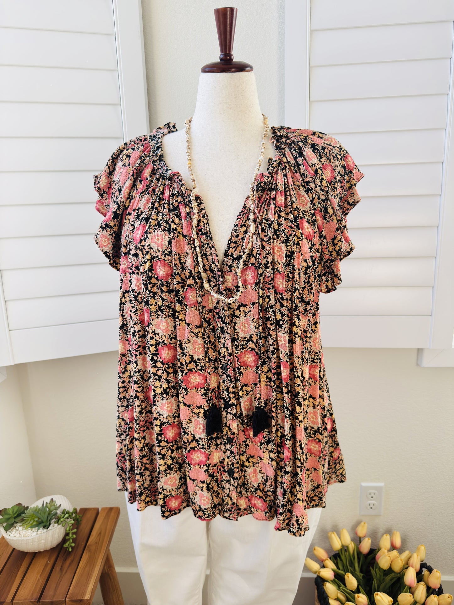 1.STATE Floral Flutter Sleeve Tassel Tie Blouse - Size 3X