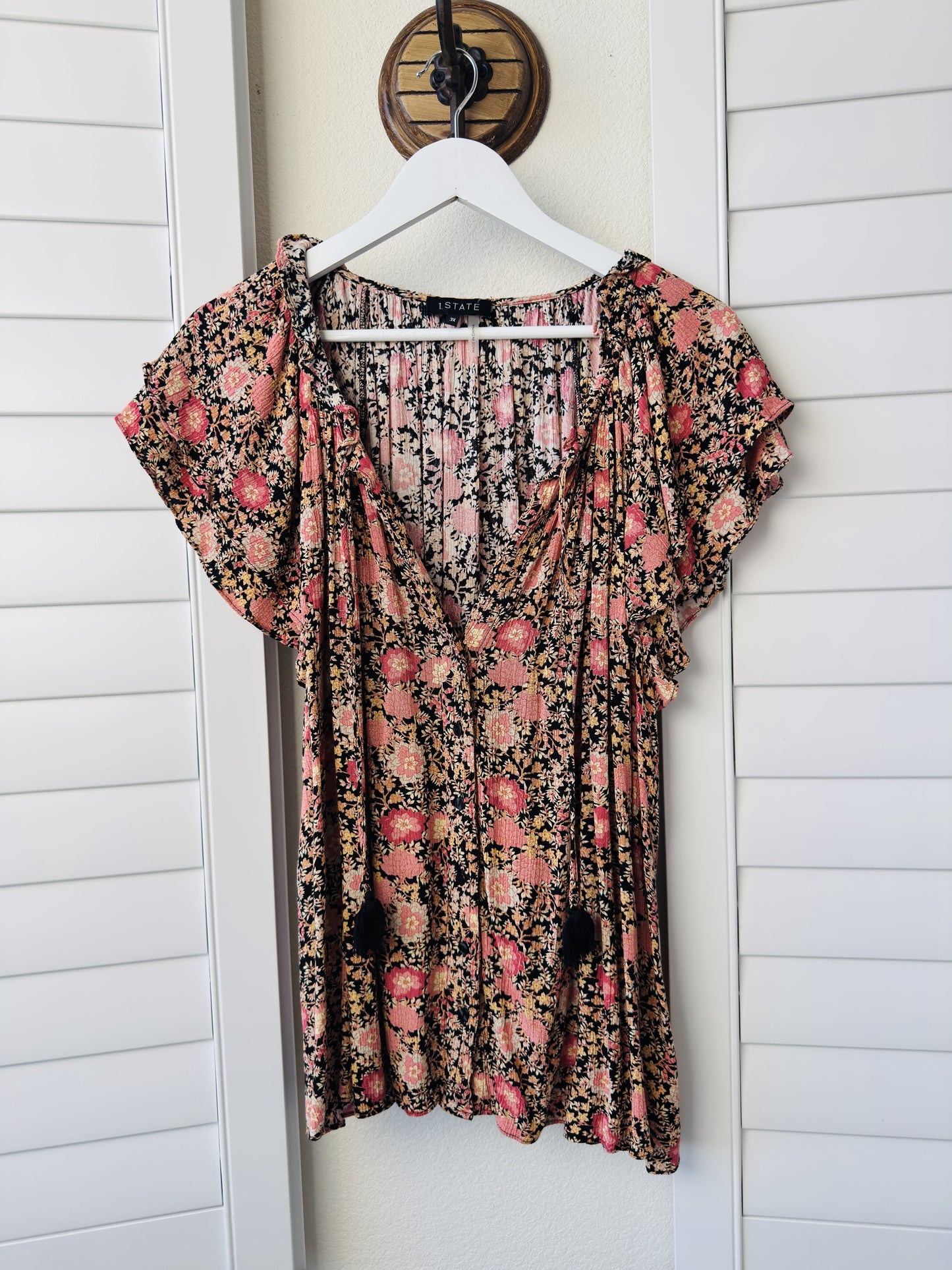 1.STATE Floral Flutter Sleeve Tassel Tie Blouse - Size 3X