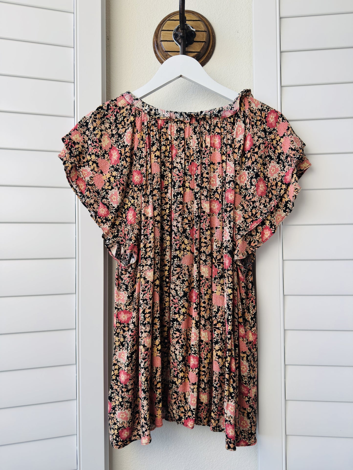 1.STATE Floral Flutter Sleeve Tassel Tie Blouse - Size 3X