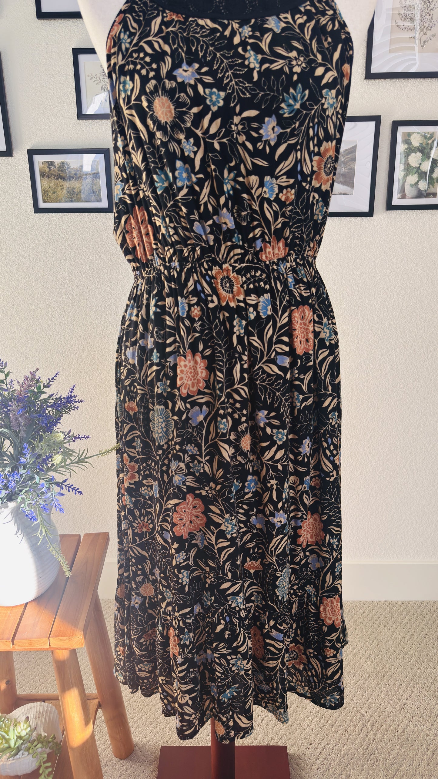 Daniel Rainn Black Floral Halter Midi Dress with Crochet Neckline - Size M