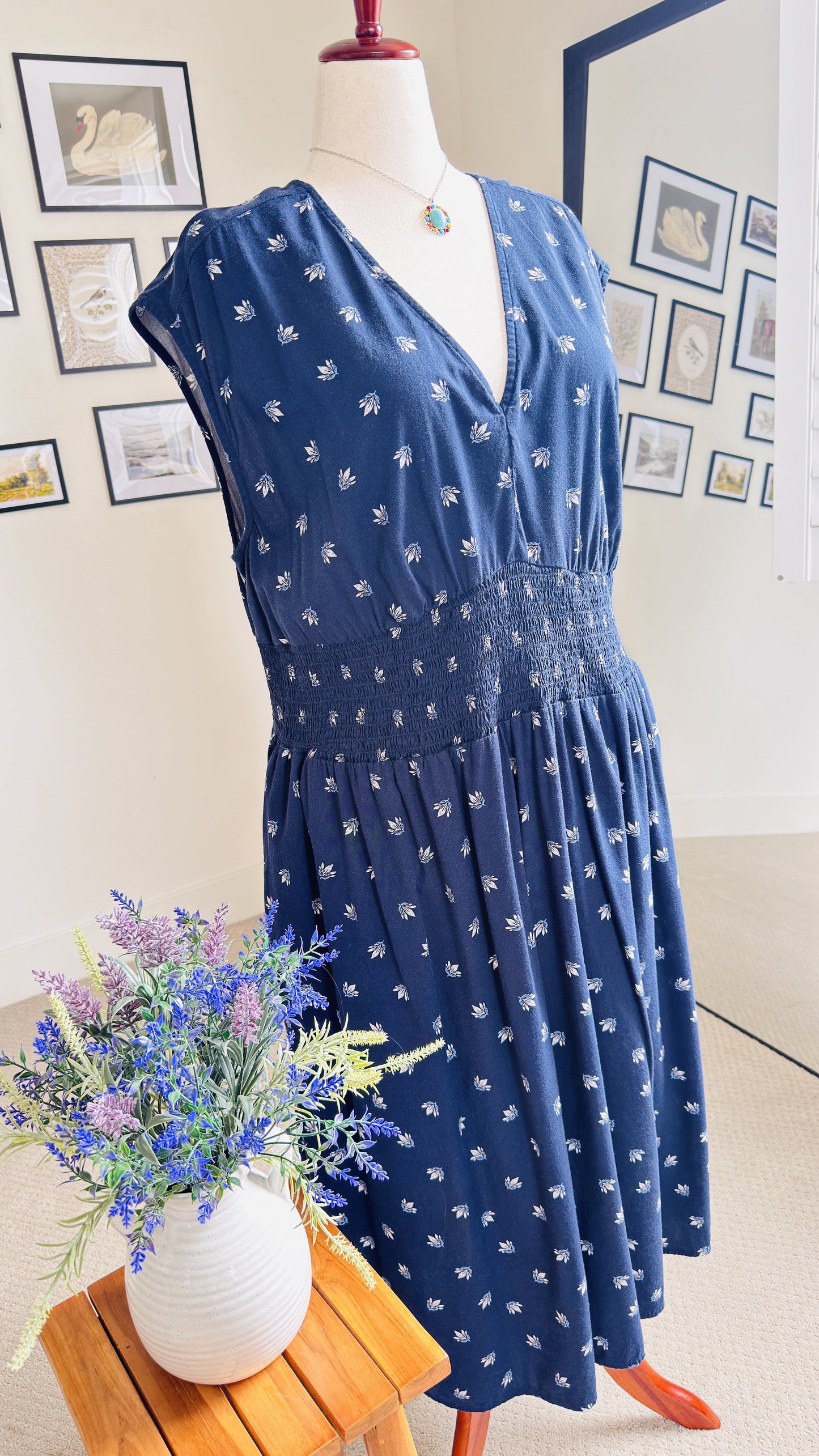Old Navy Navy Blue Floral Smocked Waist Midi Dress - Size 2X
