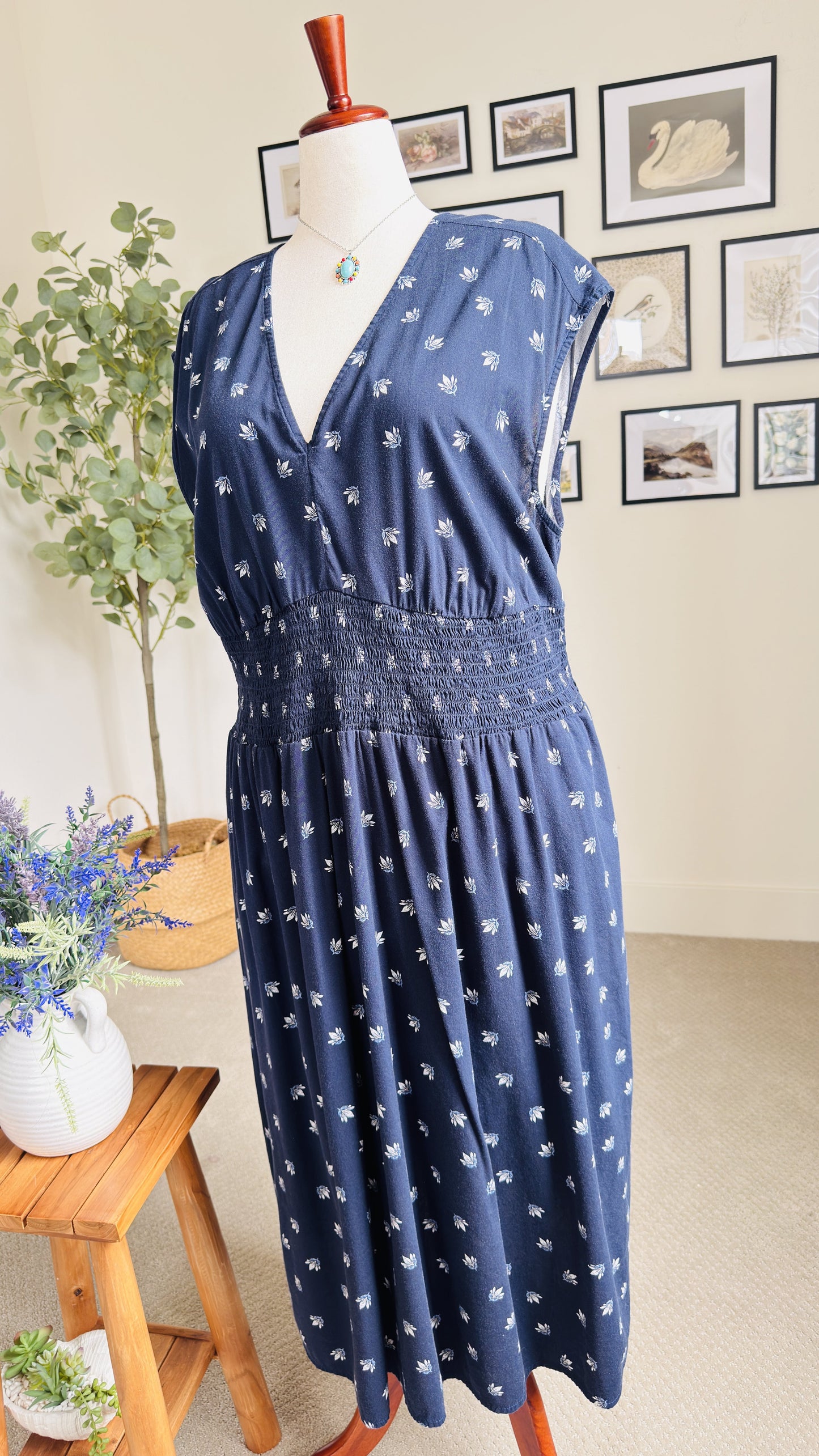 Old Navy Navy Blue Floral Smocked Waist Midi Dress - Size 2X